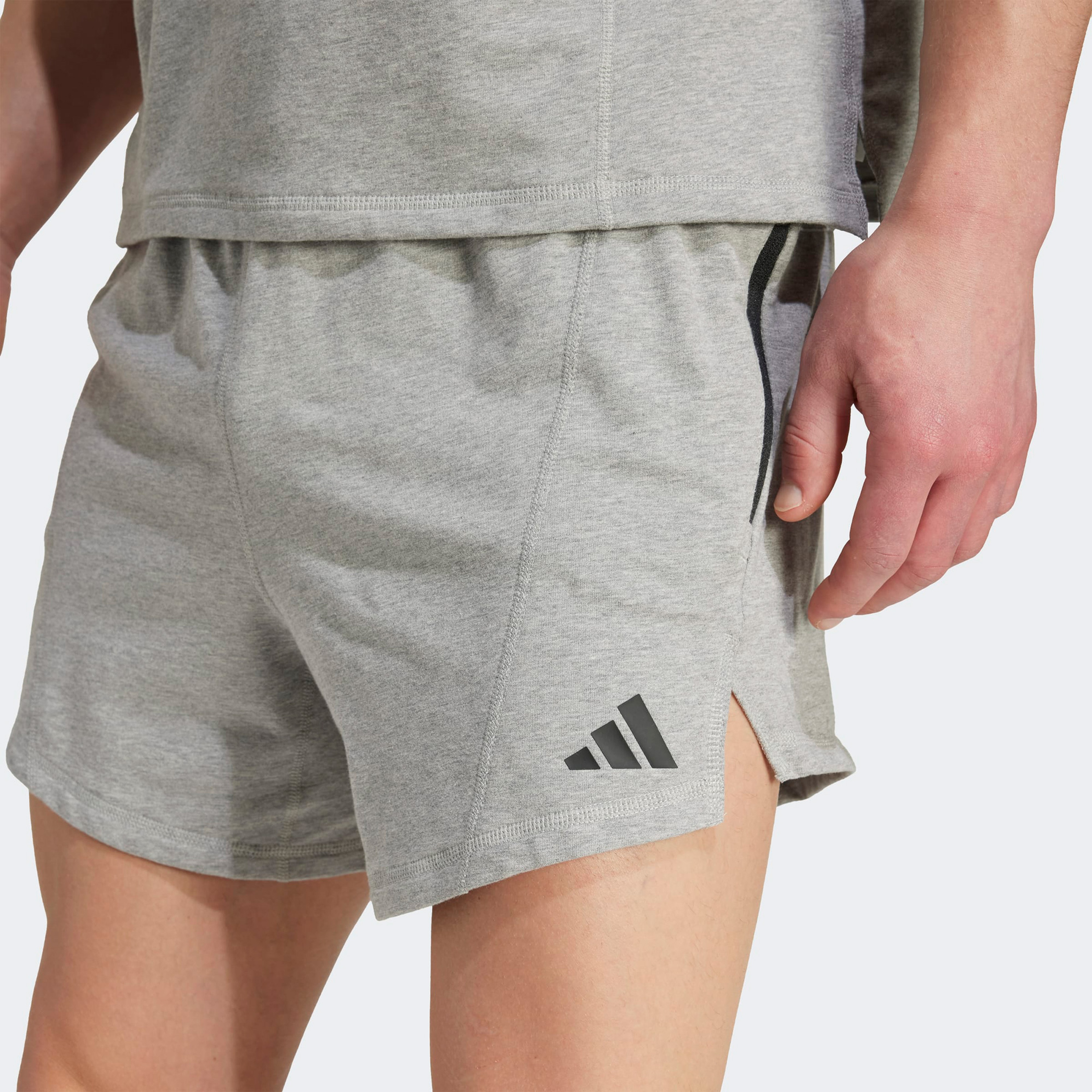 adidas D4T X Erkek Gri Antrenman Şortu