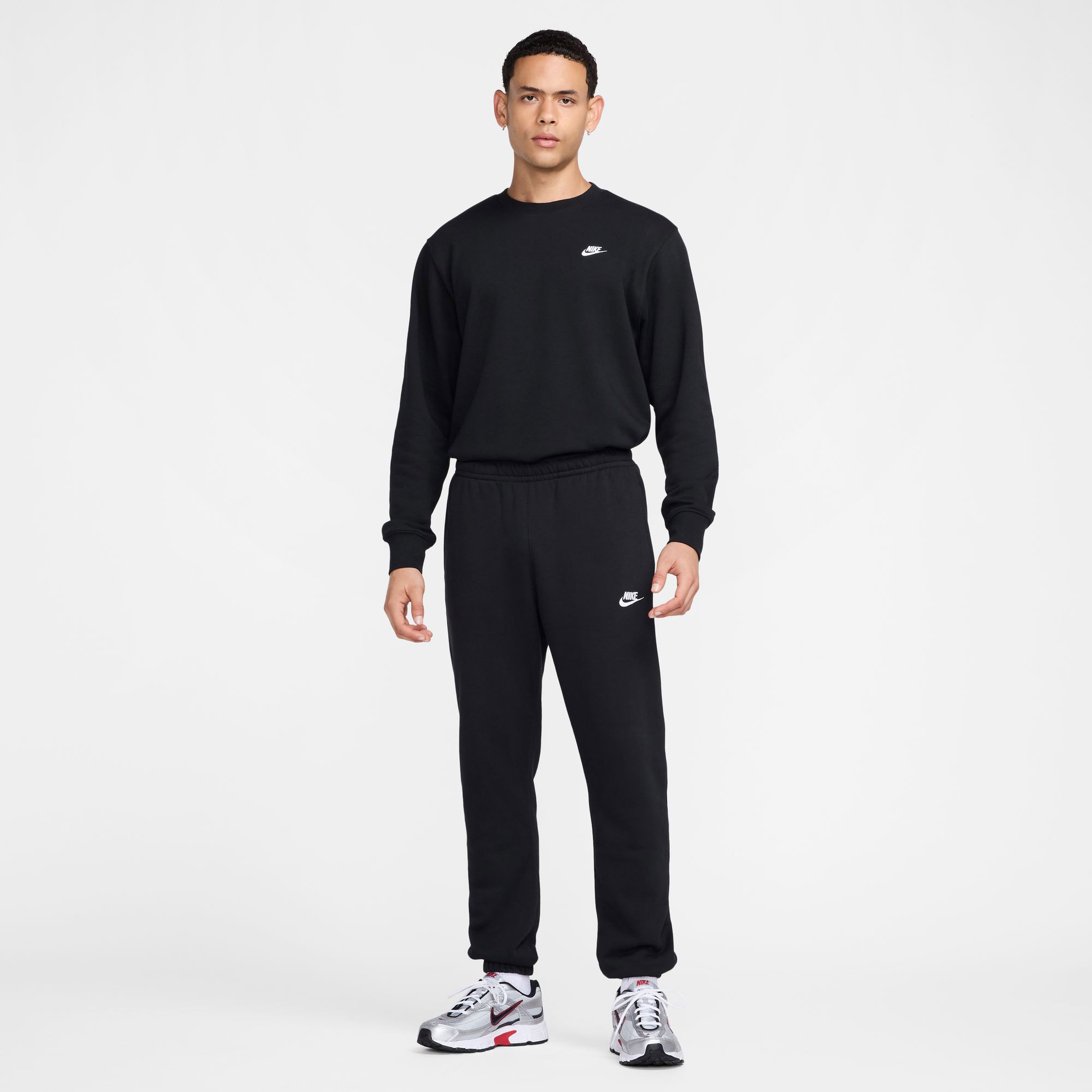 Nike Club Erkek Siyah Sweatshirt