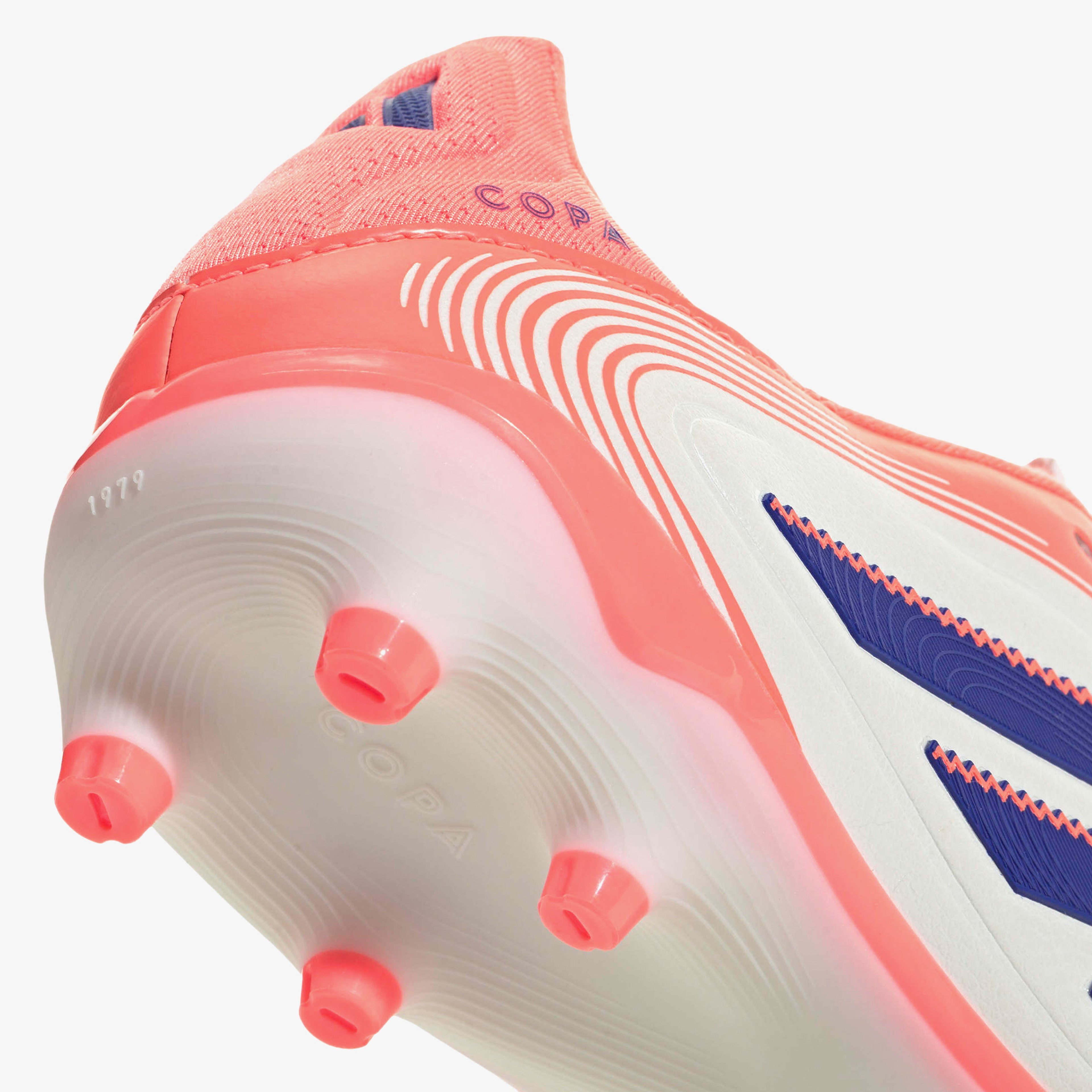 adidas Copa Pure 3 League Firm-Multi Ground Çocuk Beyaz Çim Saha Kramponu