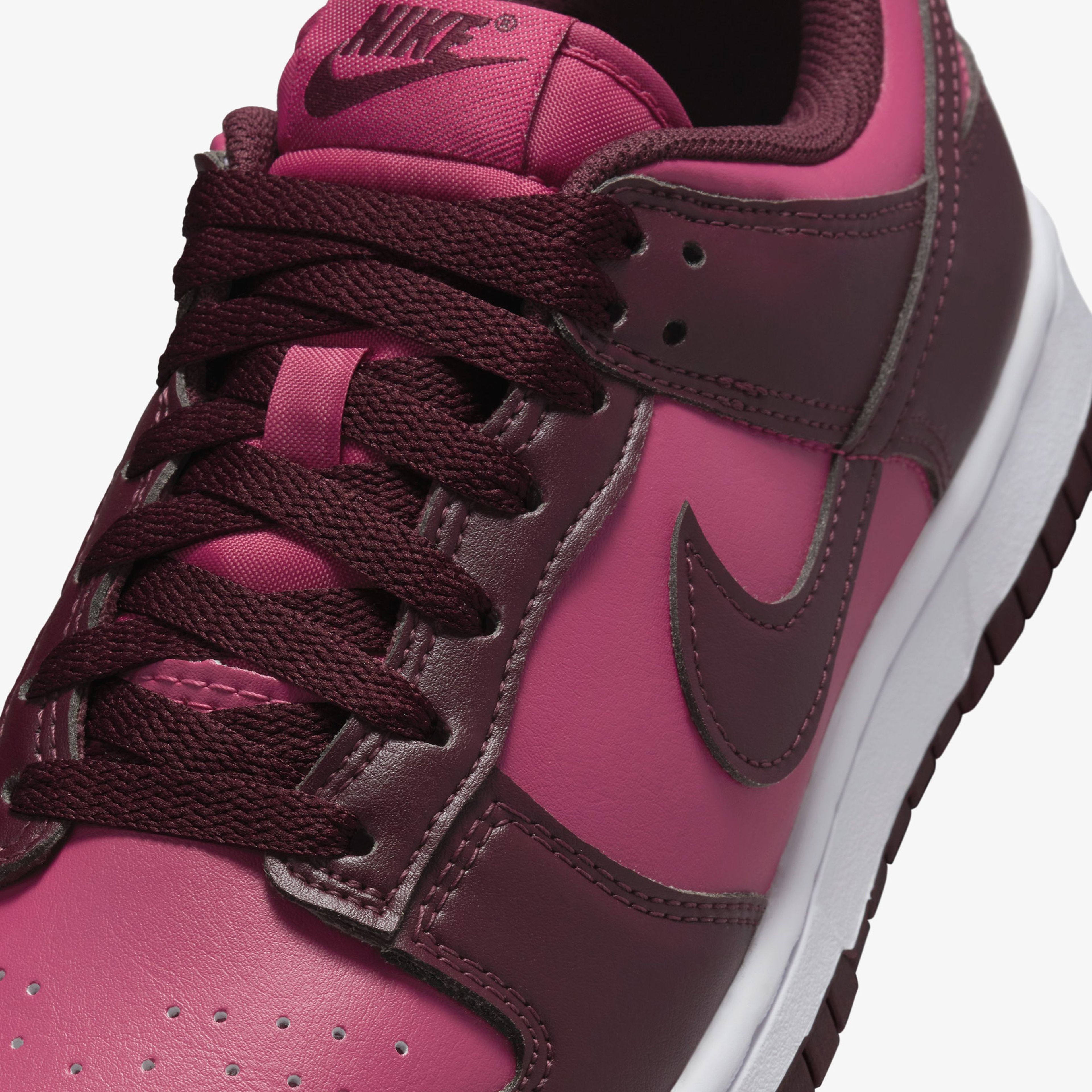 Nike Dunk Low "Sweet Beet" Kadın Mor Spor Ayakkabı