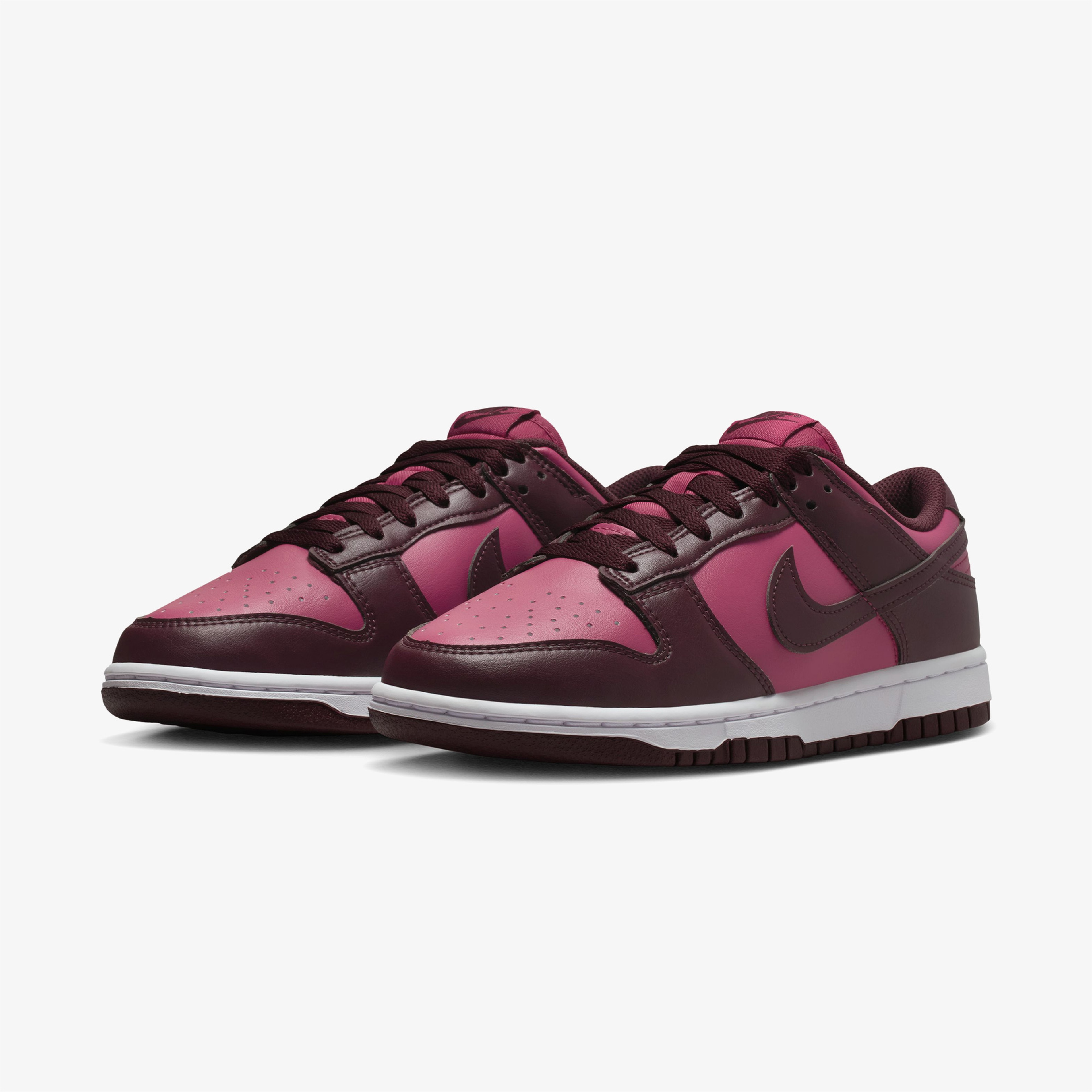 Nike Dunk Low "Sweet Beet" Kadın Mor Spor Ayakkabı