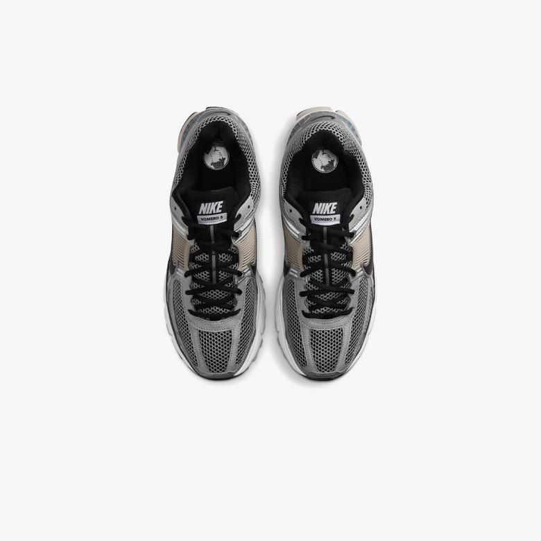 Nike Zoom Vomero 5 Metallic Silver College Erkek Gri Spor Ayakkabı
