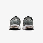 Nike Zoom Vomero 5 Metallic Silver College Erkek Gri Spor Ayakkabı