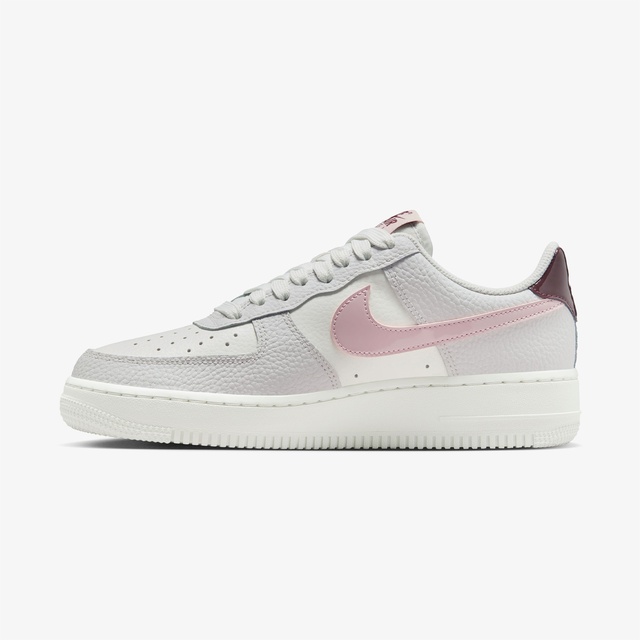 Nike Beyaz Nike Air Force 1 '07