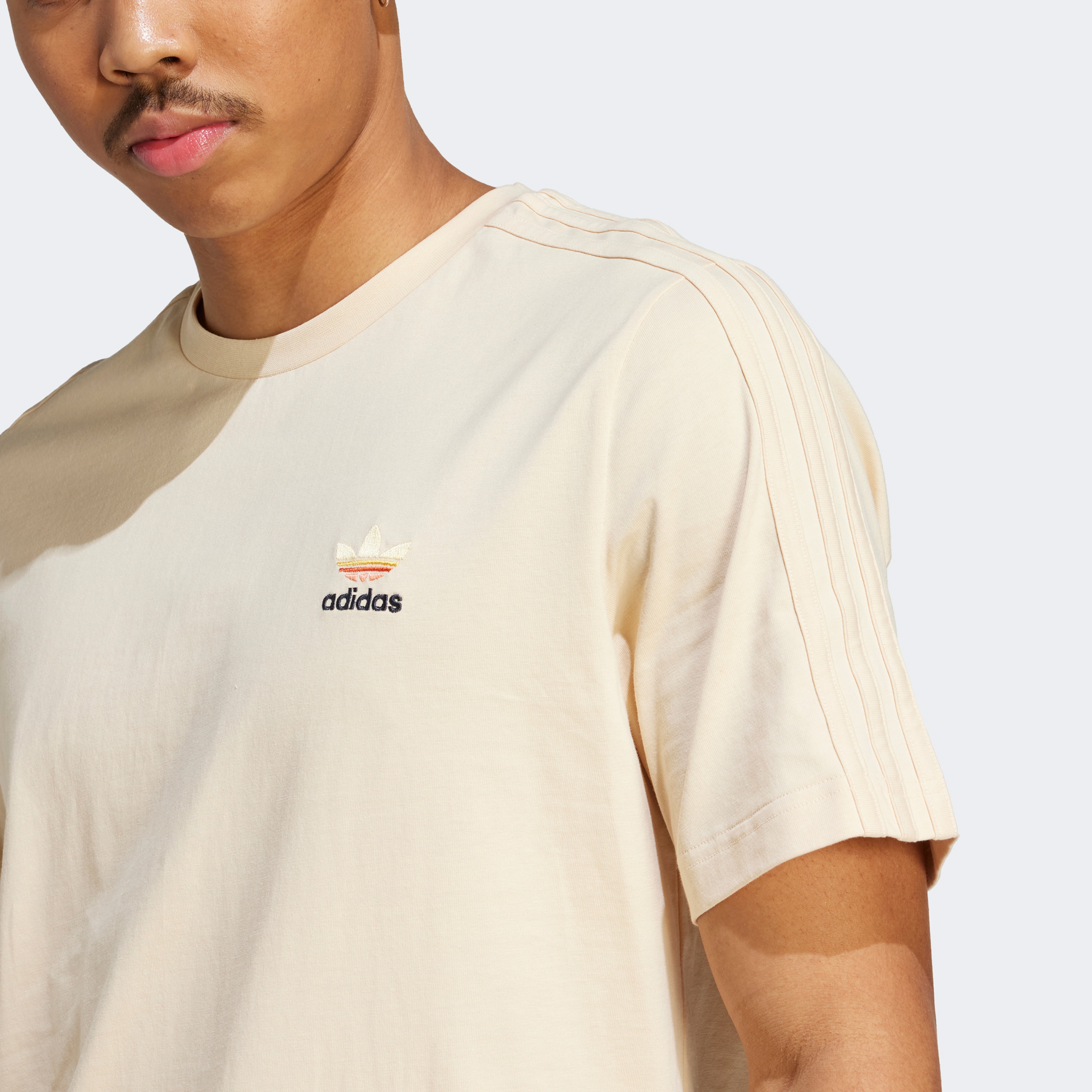 adidas Adicolor Classic Erkek Krem T-Shirt