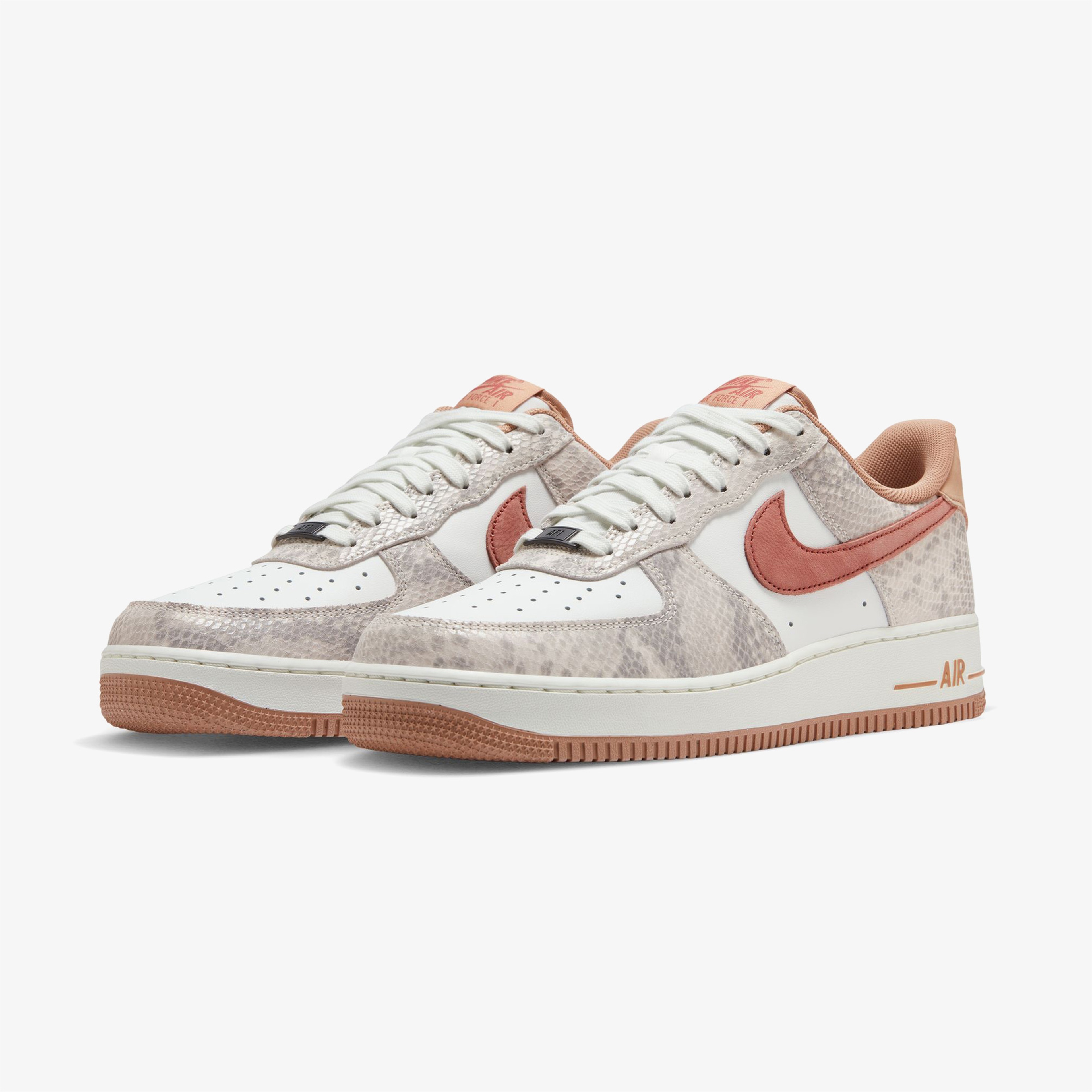 Nike Air Force 1 '07 LV8 Erkek Beyaz Sneaker