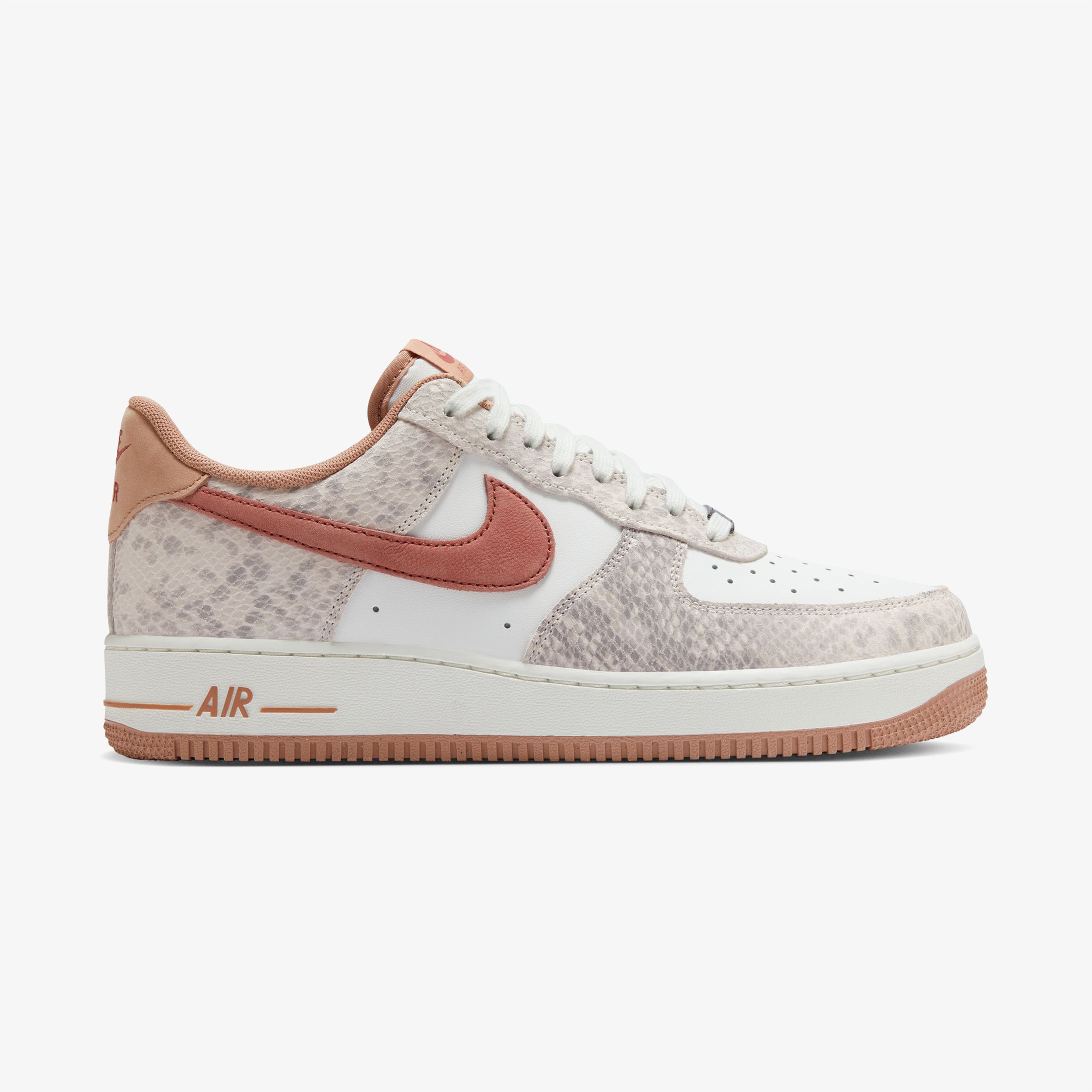 Nike Air Force 1 '07 LV8 Erkek Beyaz Sneaker