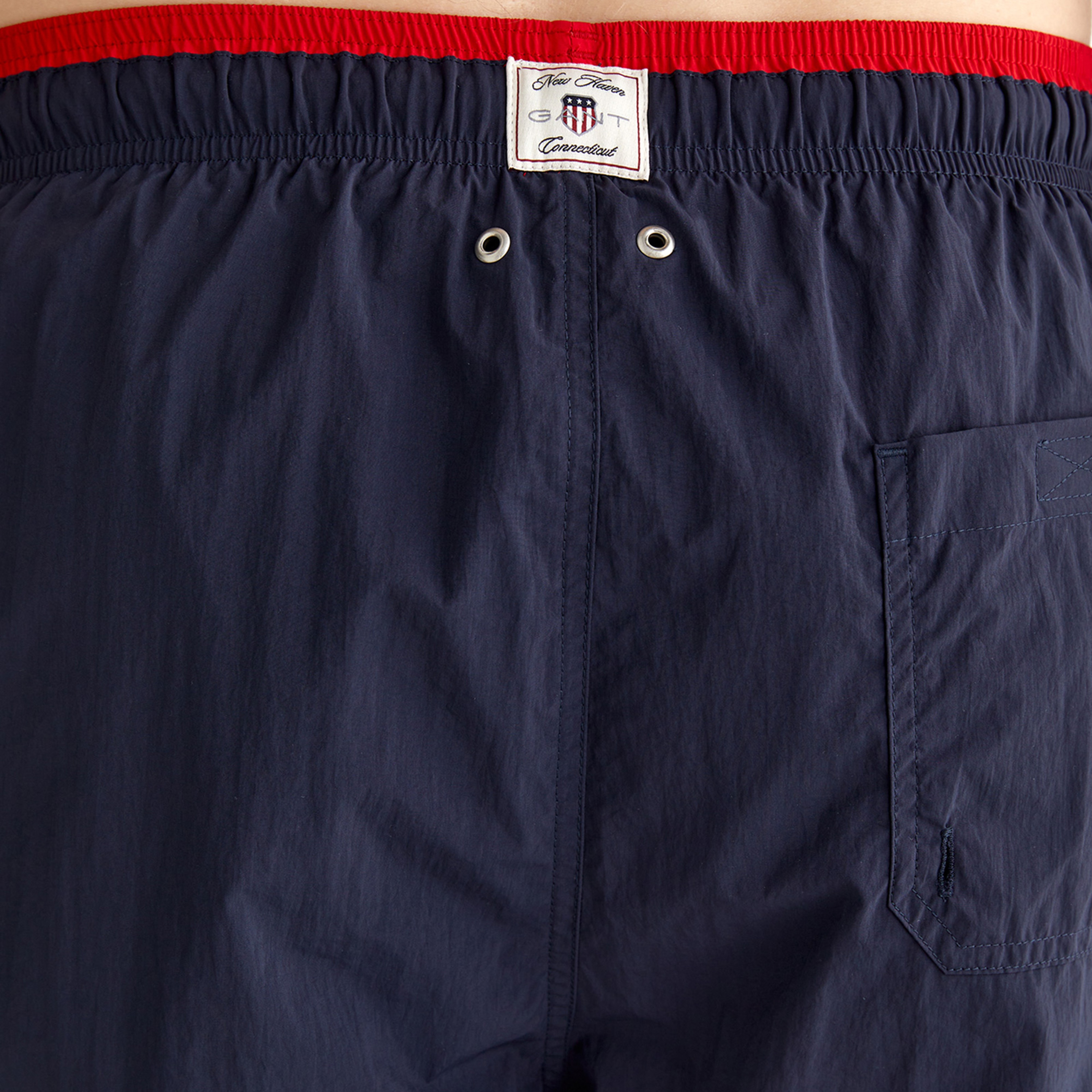 GANT Erkek Lacivert Regular Fit Logolu Mayo Şort