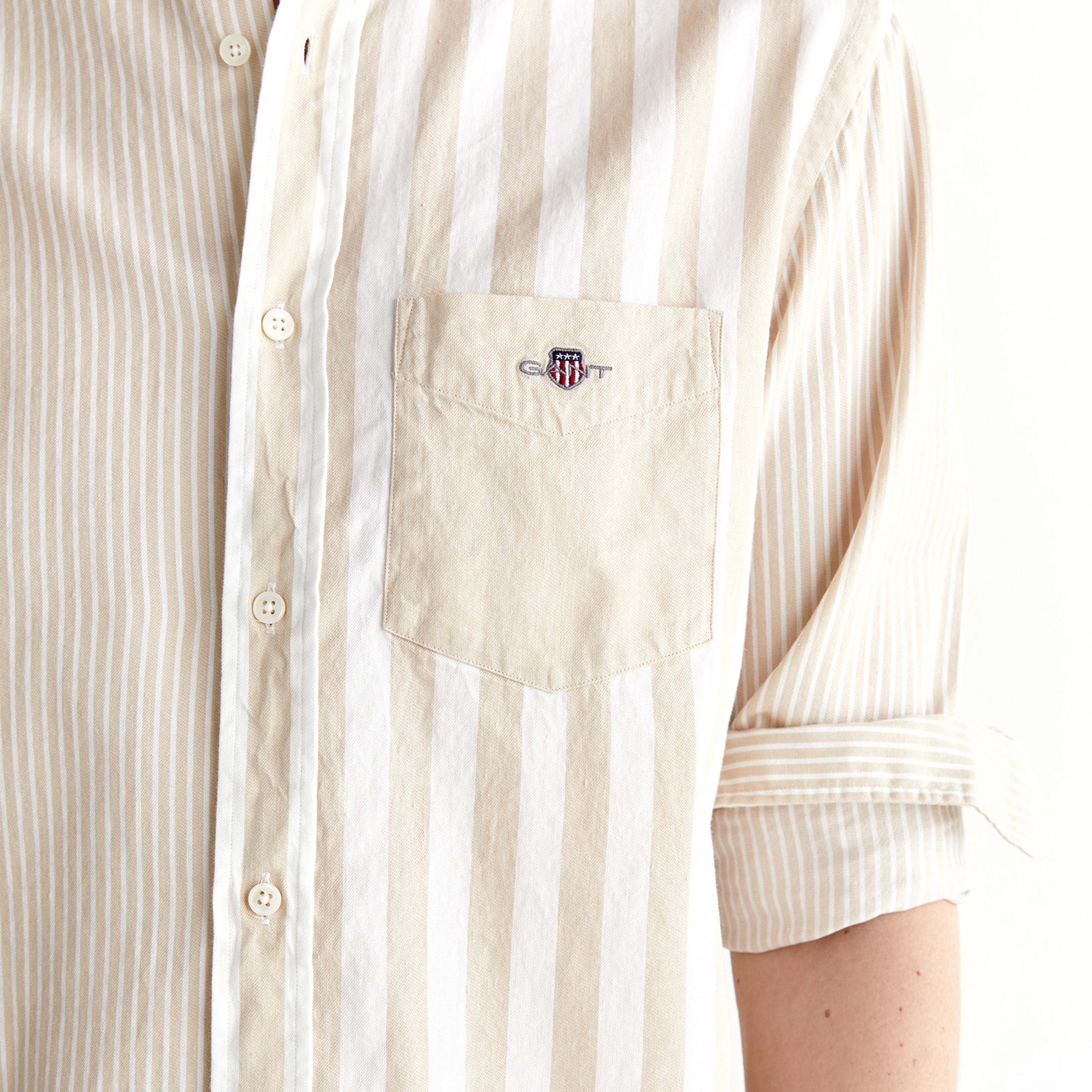 GANT Erkek Bej Regular Fit Düğmeli Yaka Çizgili Gömlek
