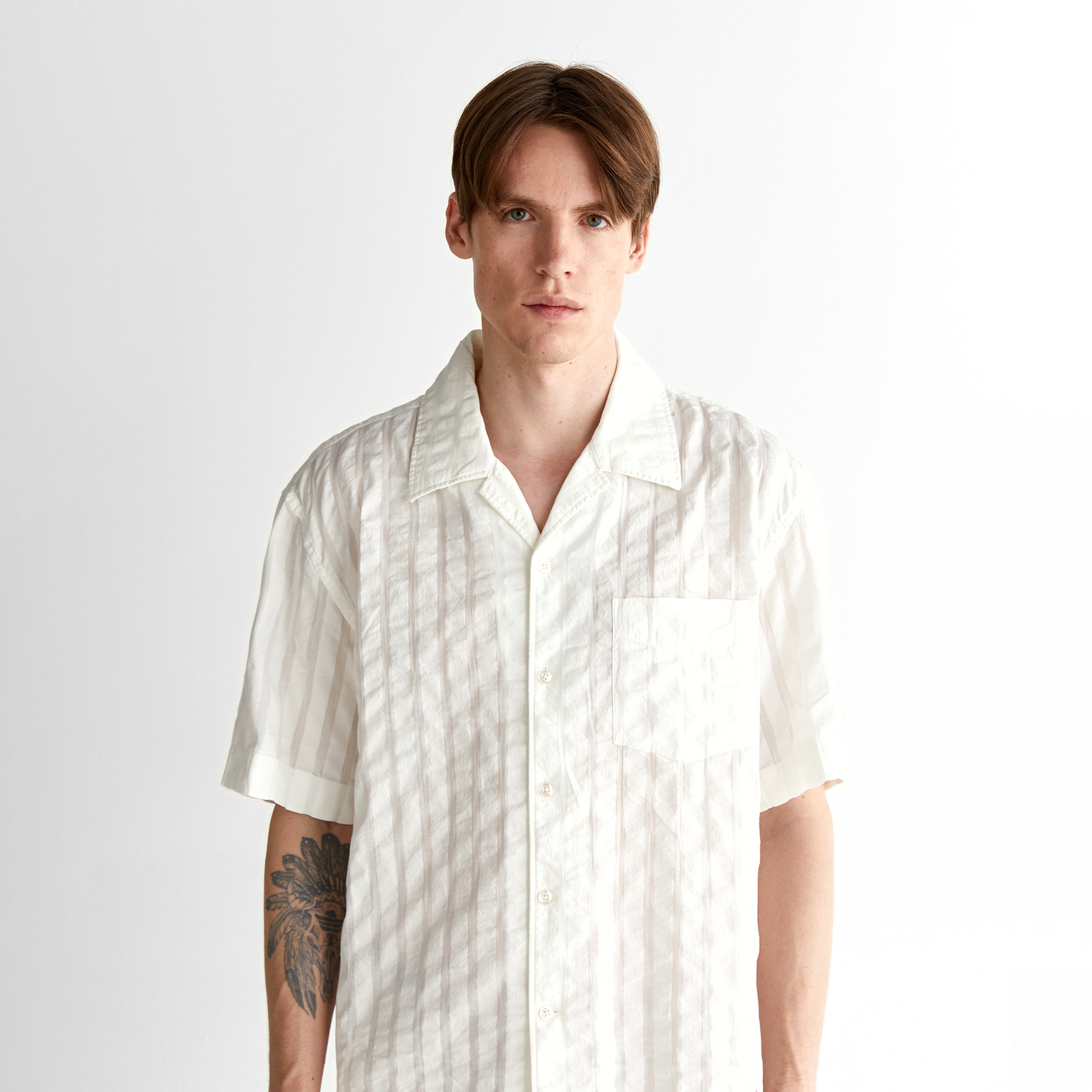 GANT Erkek Krem Relaxed Fit Klasik Yaka Çizgili Gömlek