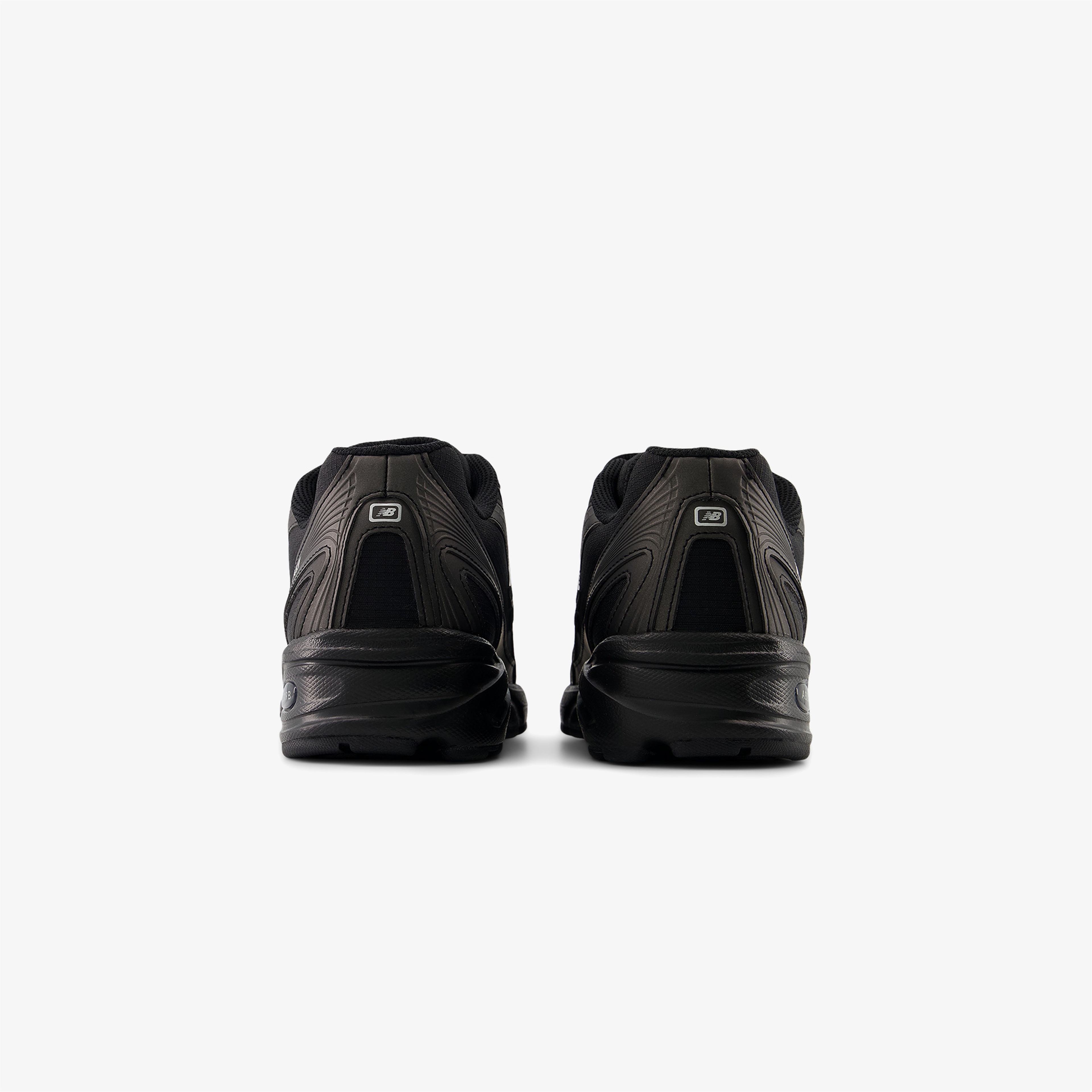 New Balance 740 Lifestyle Erkek Siyah Spor Ayakkabı