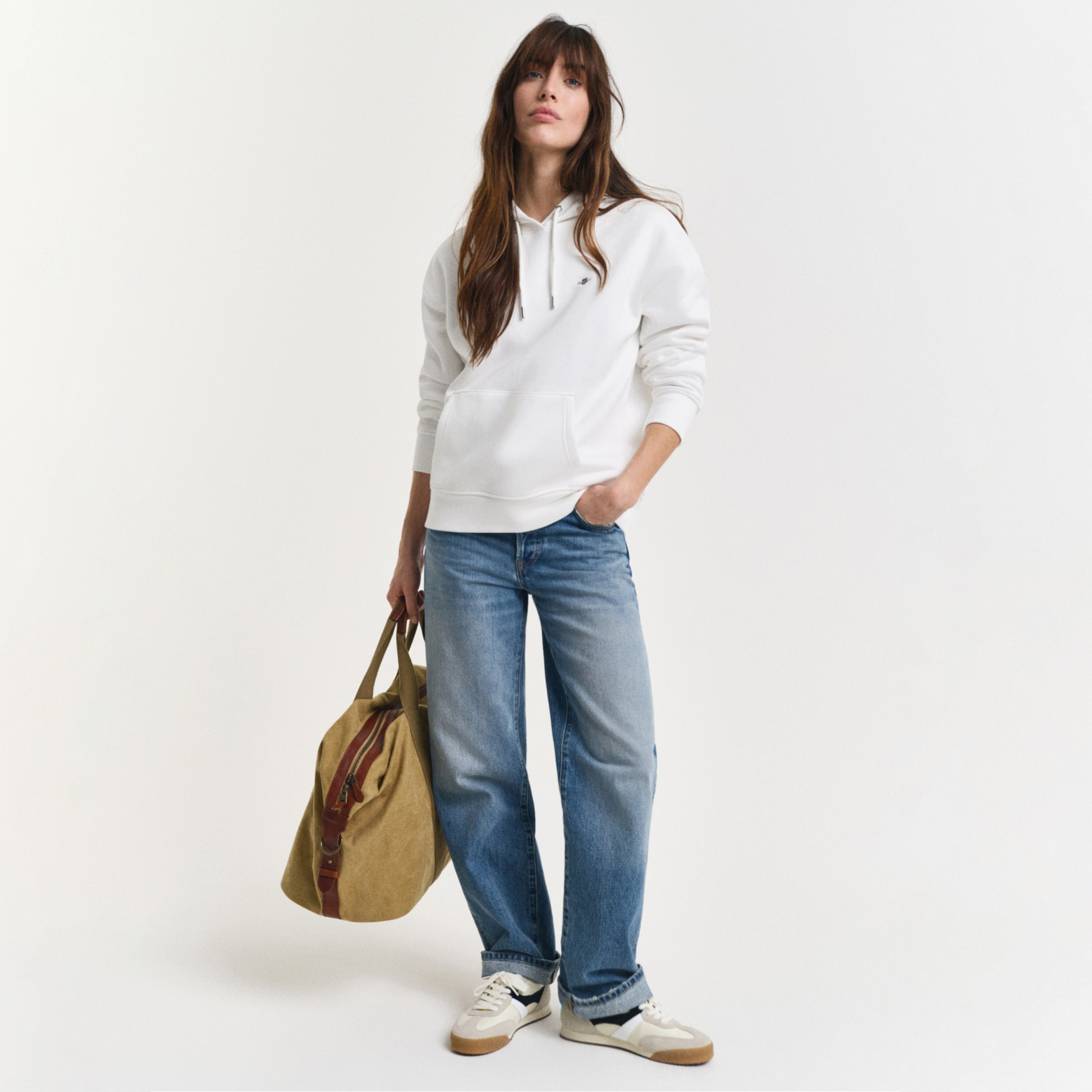 GANT Kadın Beyaz Relaxed Fit Kapüşonlu Sweatshirt