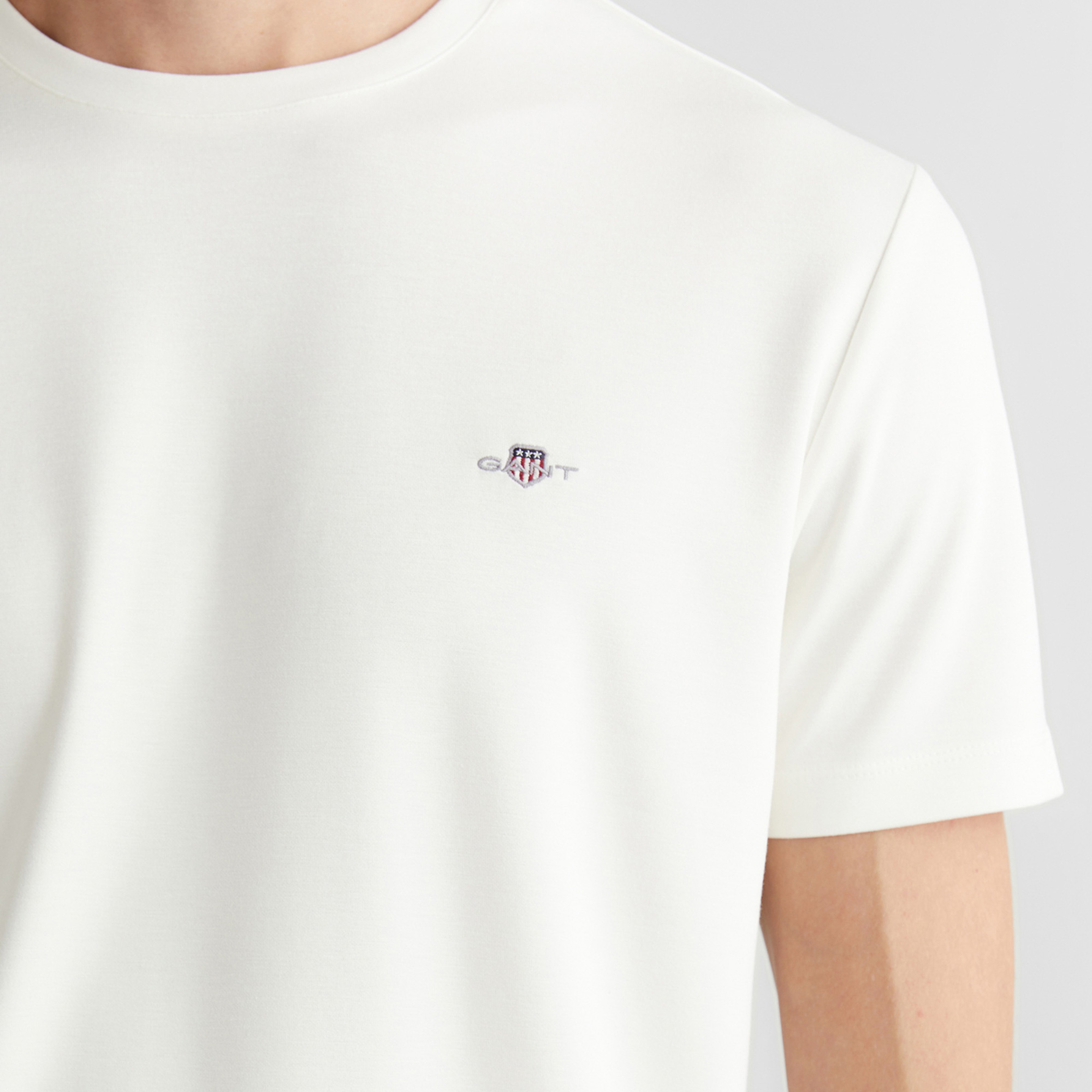 GANT Erkek Krem Relaxed Fit Bisiklet Yaka T-Shirt