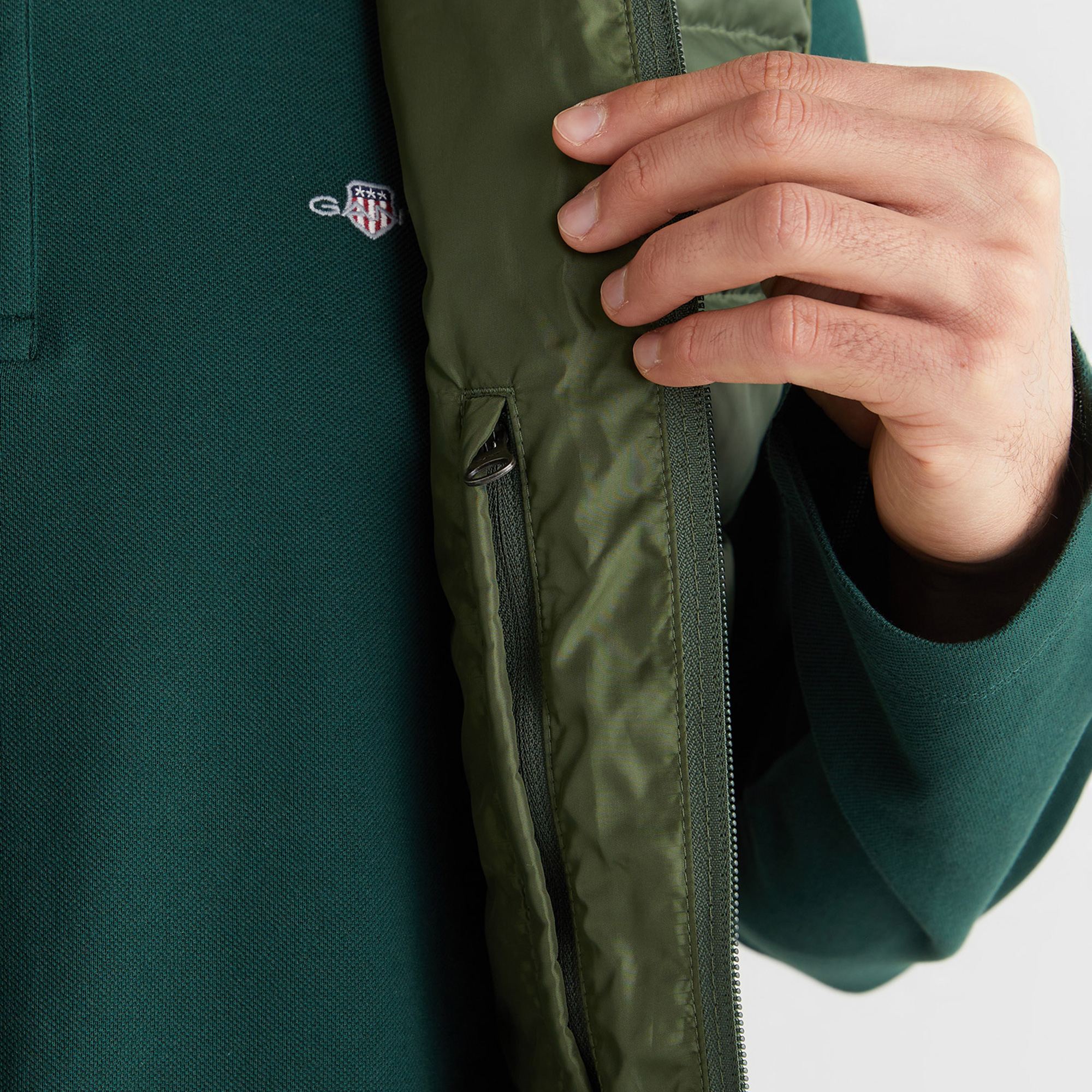 GANT Erkek Yeşil Regular Fit Dik Yaka Kaz Tüyü Yelek