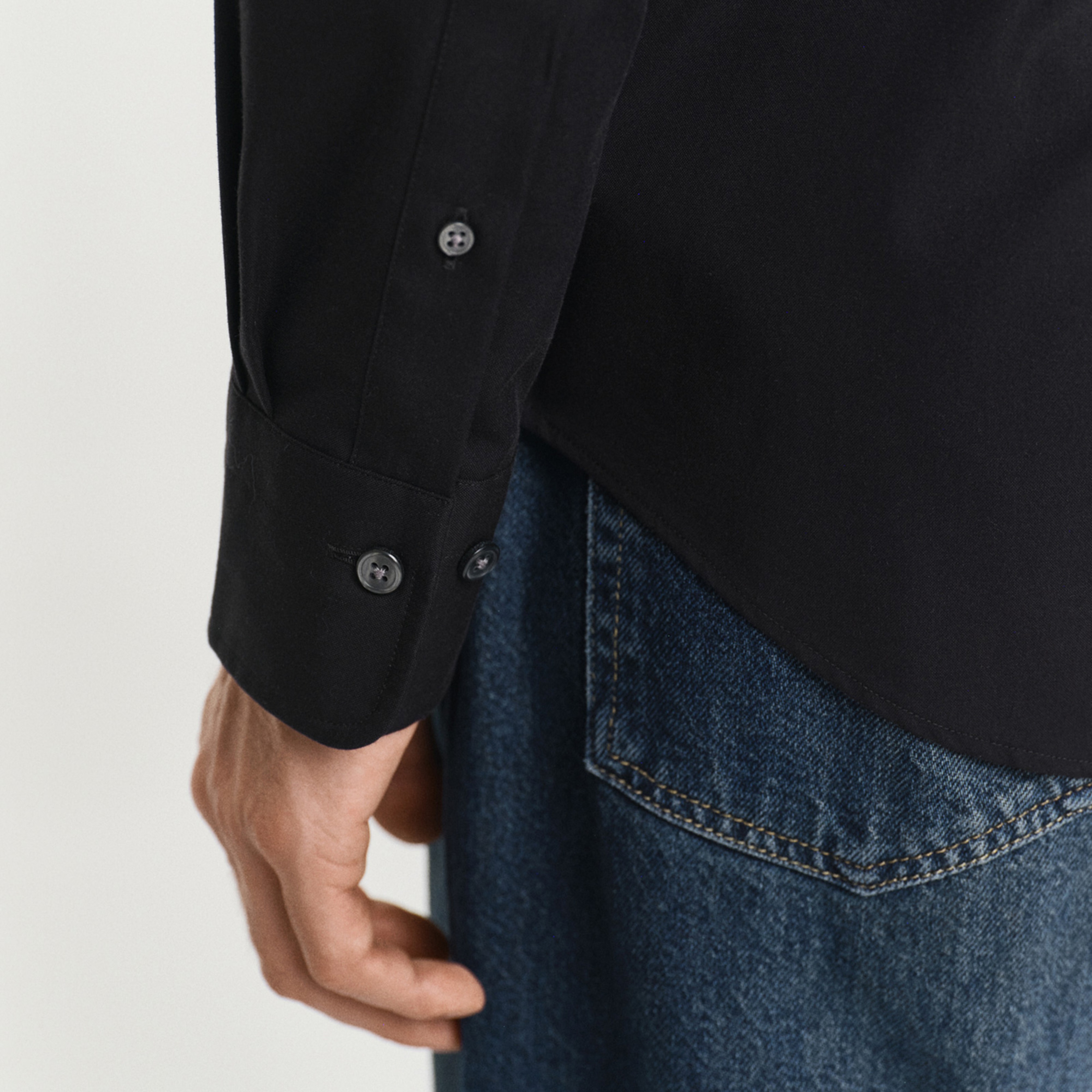 GANT Erkek Siyah Regular Fit Düğmeli Yaka Oxford Gömlek