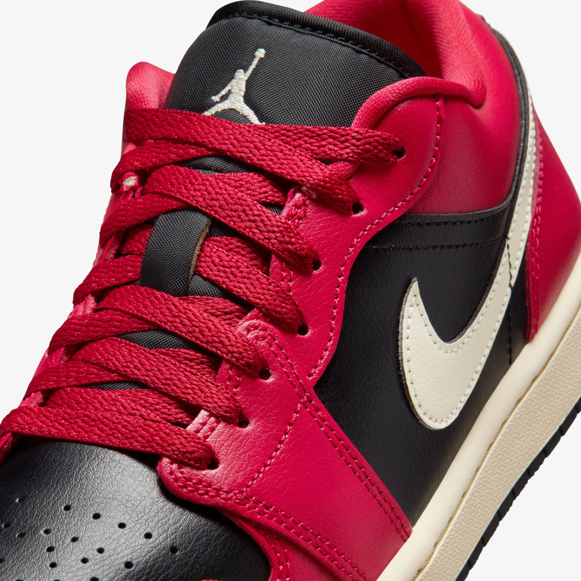 Jordan Air 1 Low 'Mystic Hibiscus' Kadın Kırmızı Spor Ayakkabı
