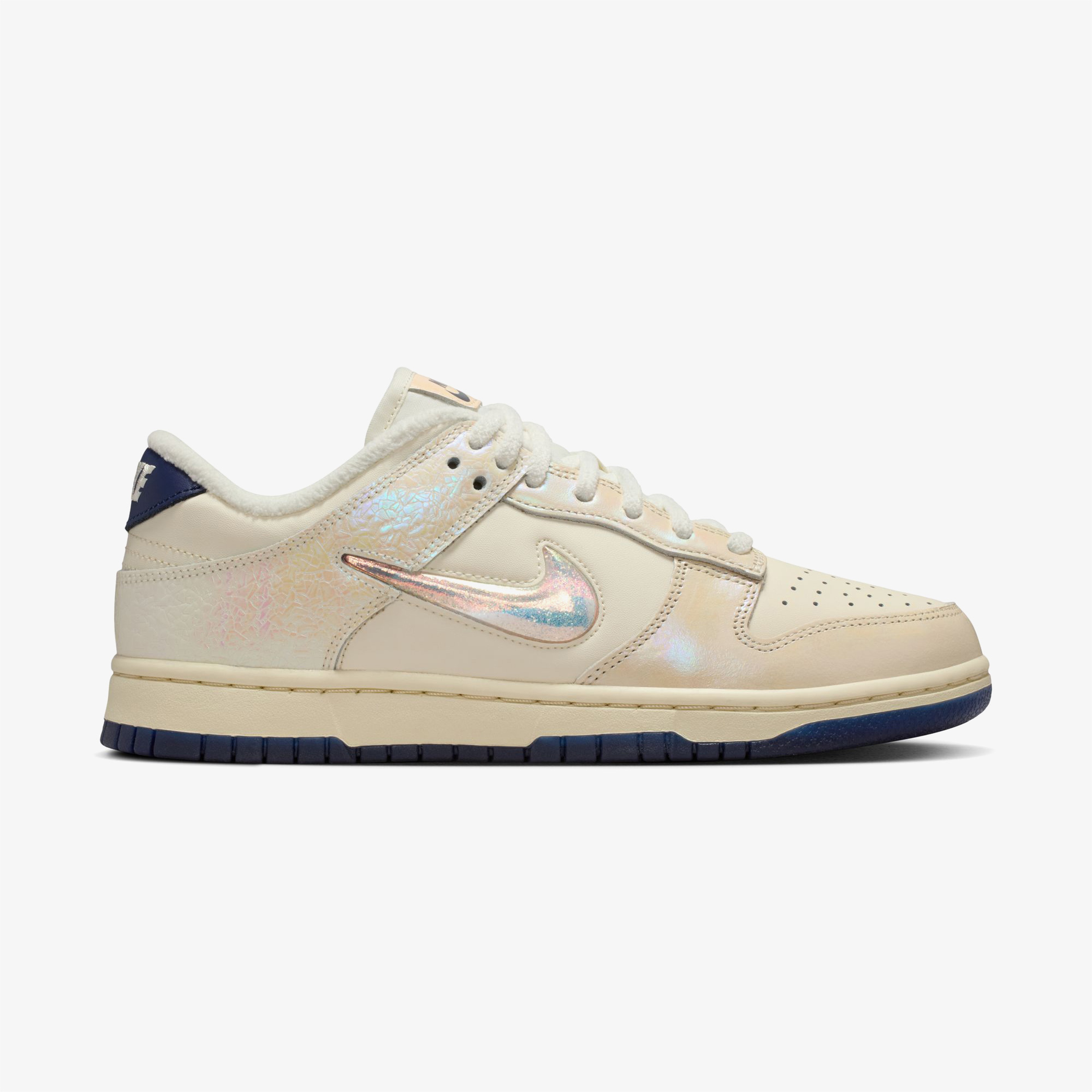 Nike Dunk Low Metallic Jewel Swoosh Sail Kadın Krem Spor Ayakkabı
