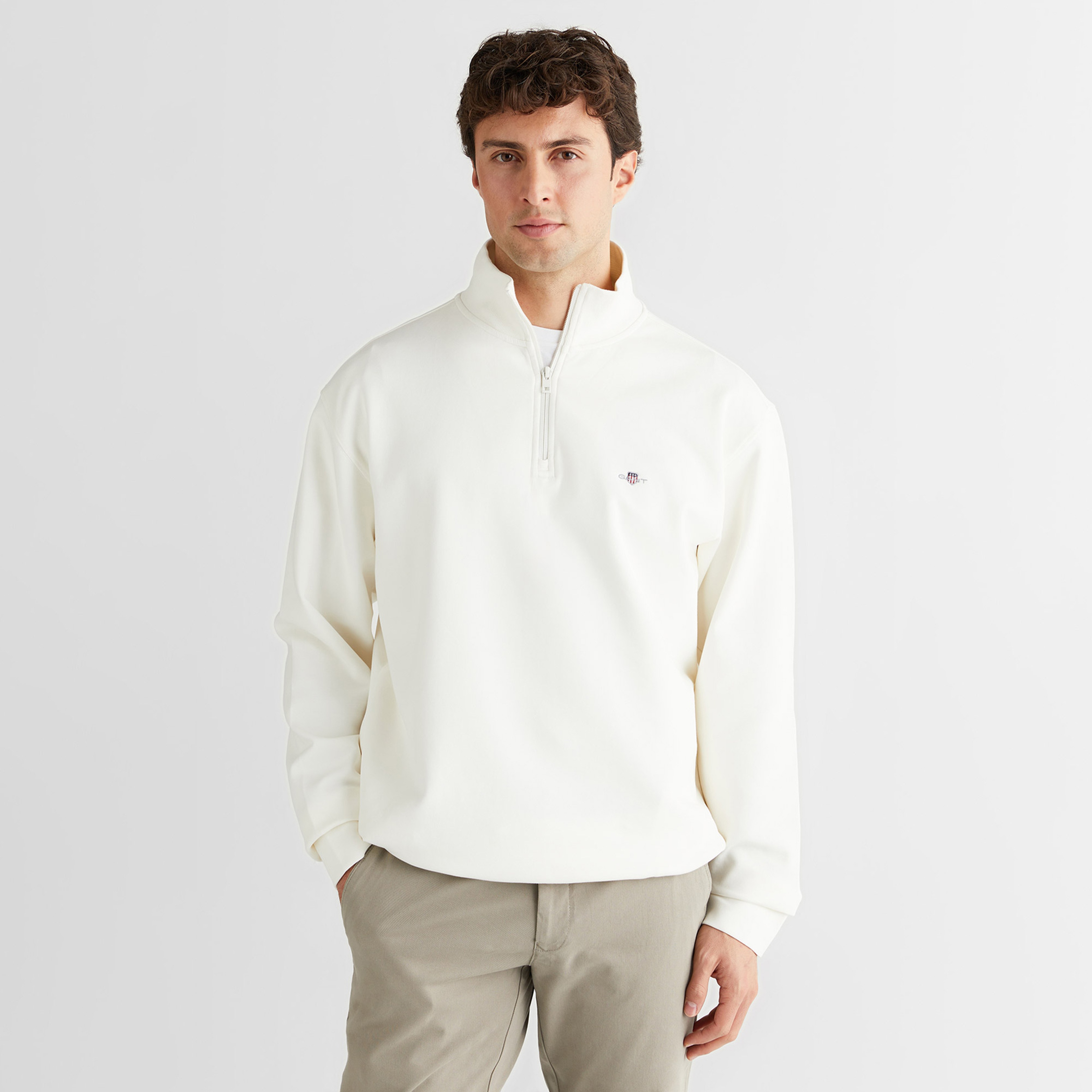 GANT Erkek Beyaz Relaxed Fit Yarım Fermuarlı Sweatshirt