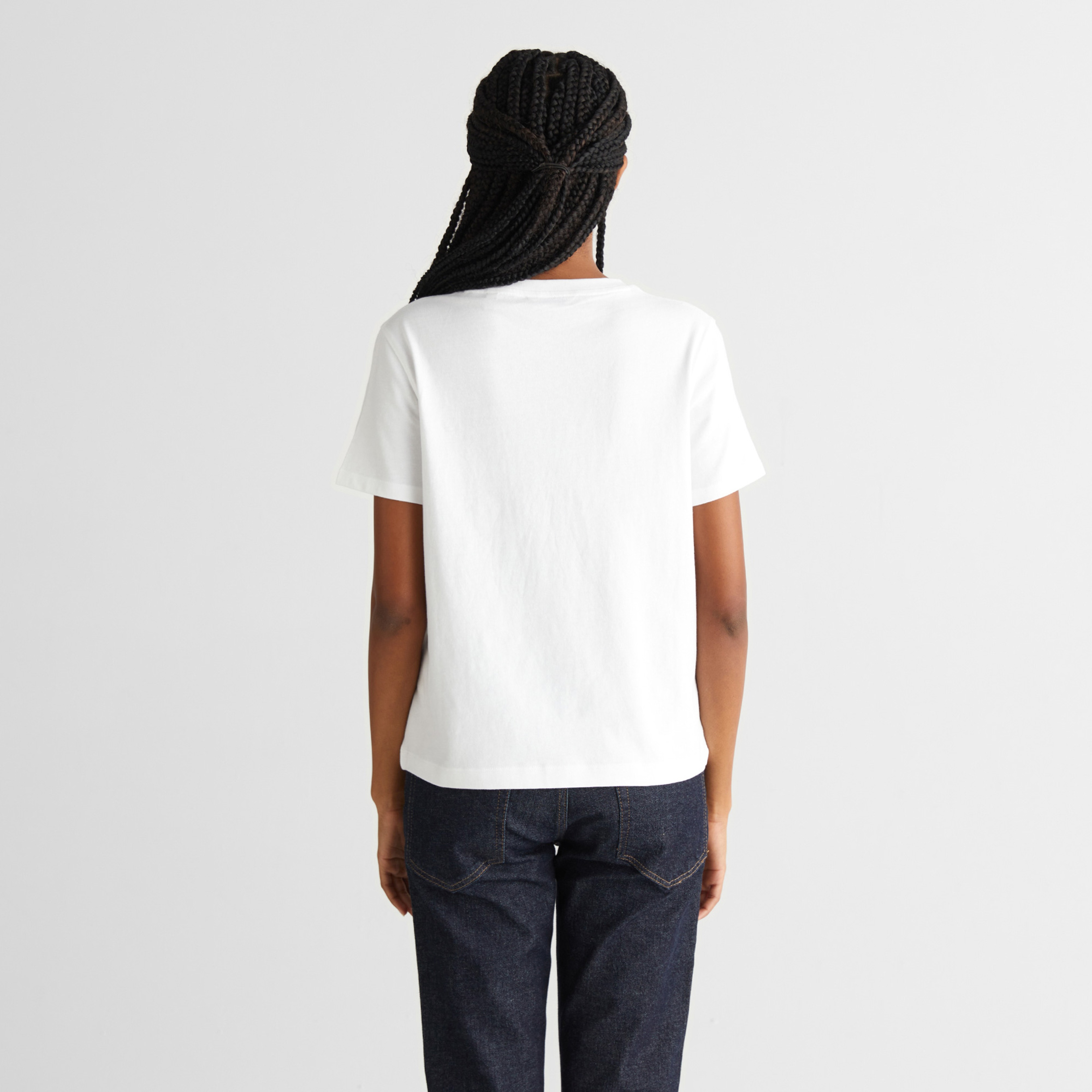 GANT Kadın Beyaz Regular Fit Bisiklet Yaka T-Shirt