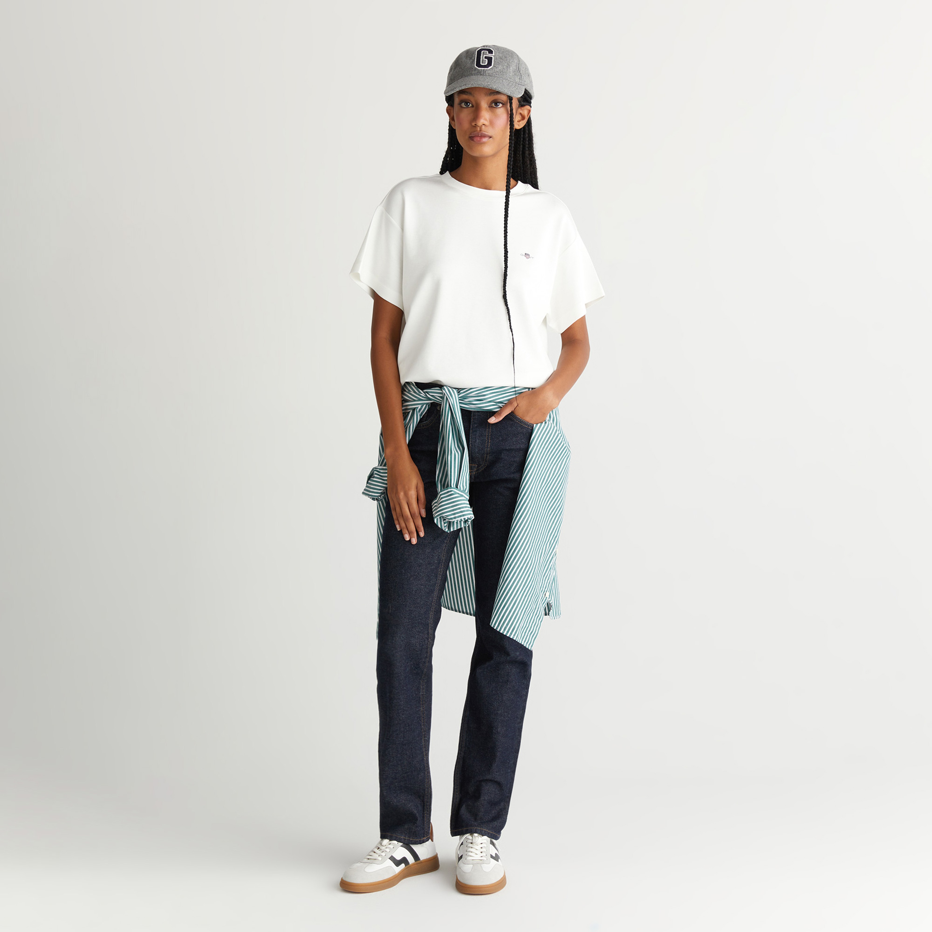 GANT Kadın Beyaz Regular Fit Bisiklet Yaka T-Shirt