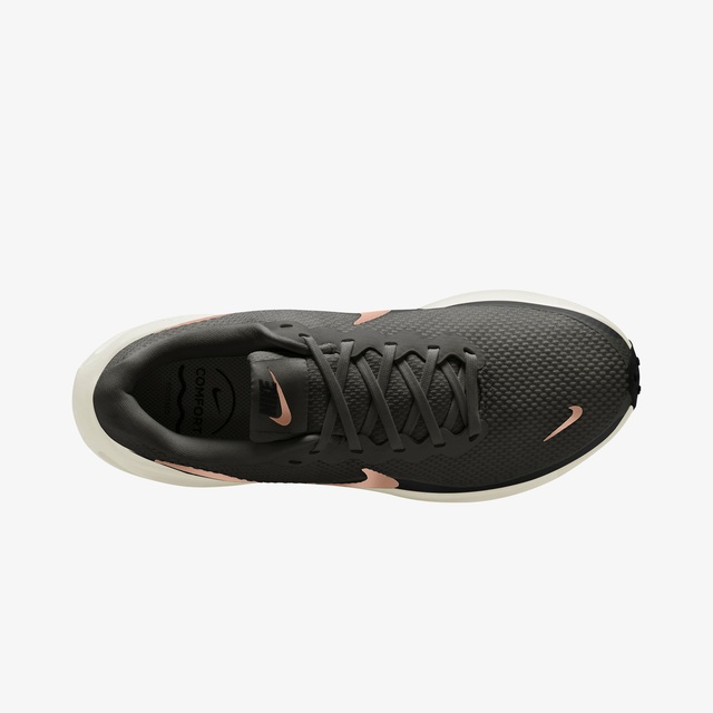 Nike Gri Nike Revolution 8