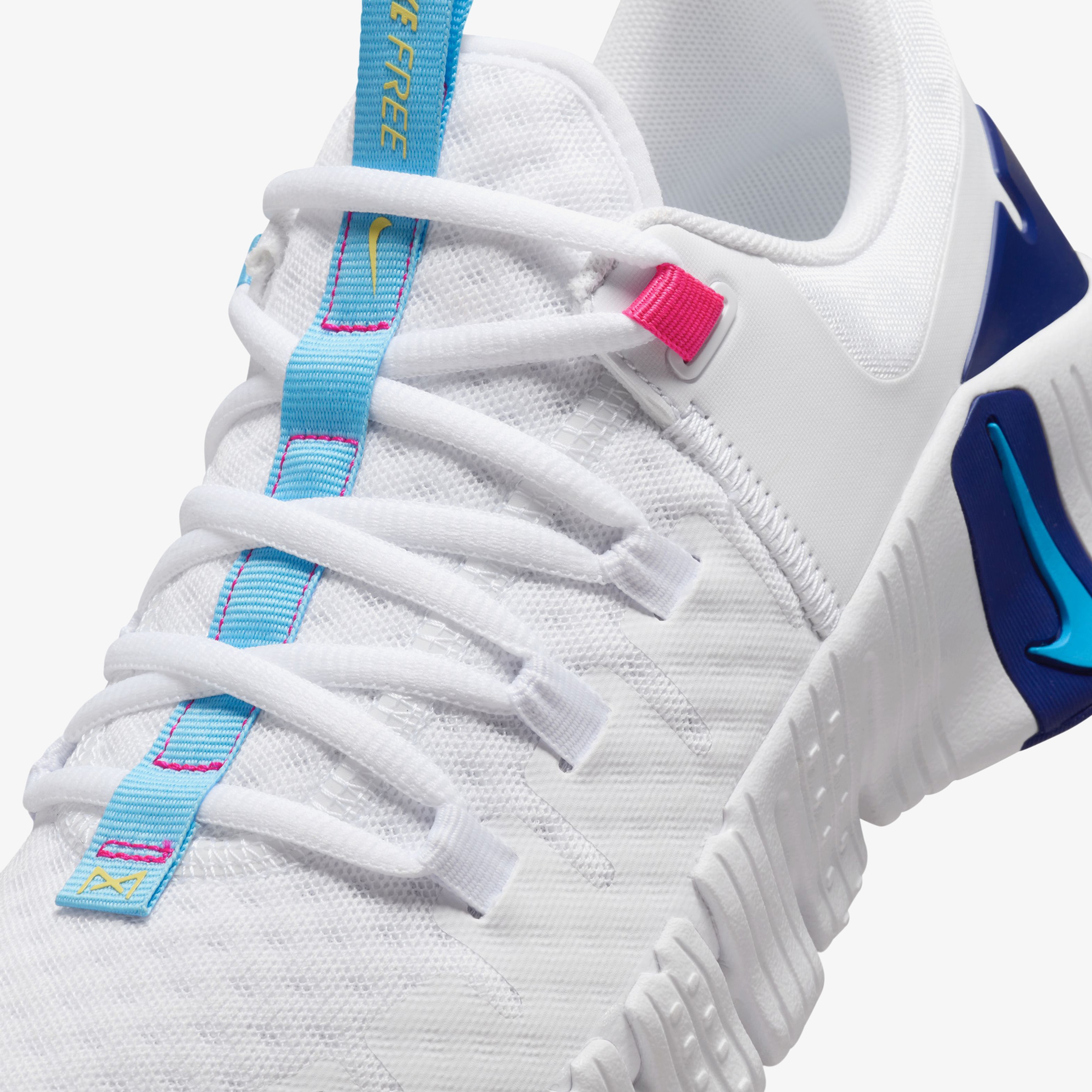 Nike Free Metcon 5 Kadın Beyaz Spor Ayakkabı