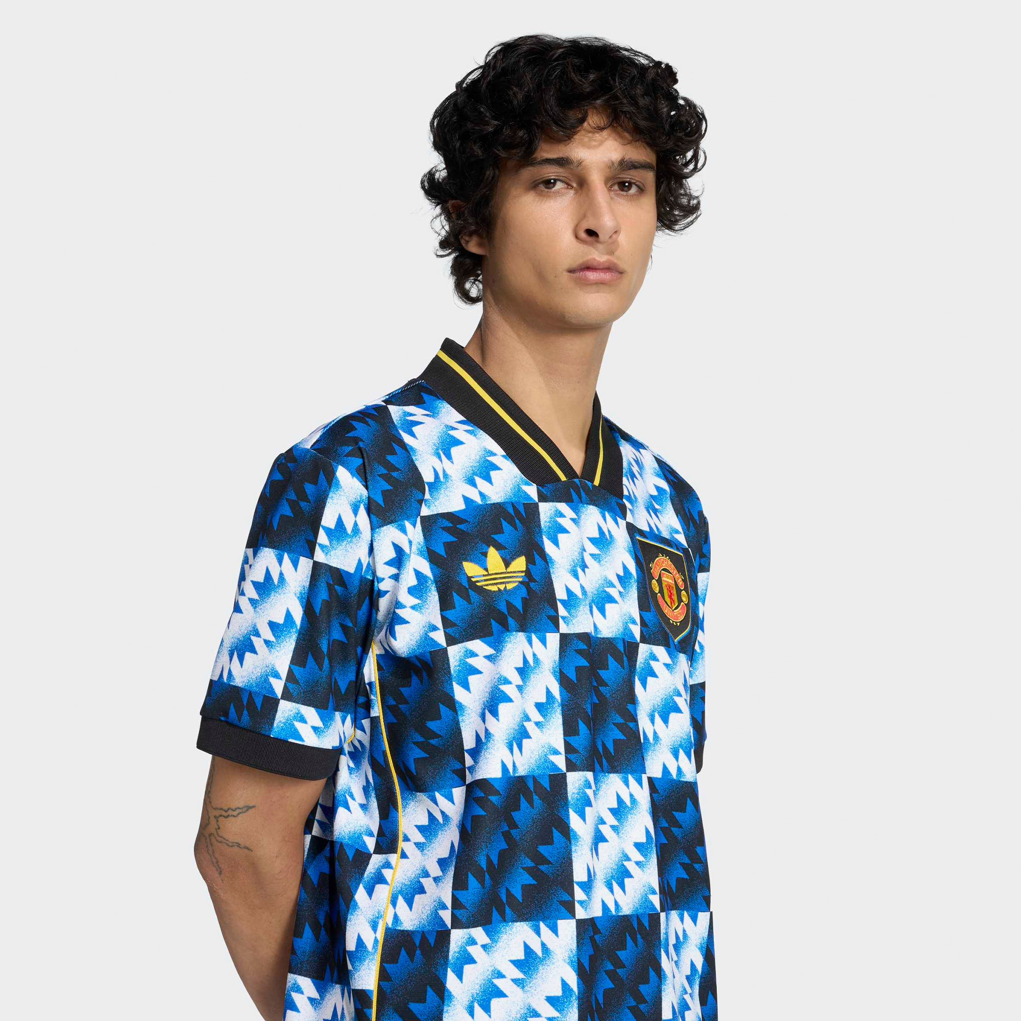 adidas Manchester United FC Erkek Renkli Forma