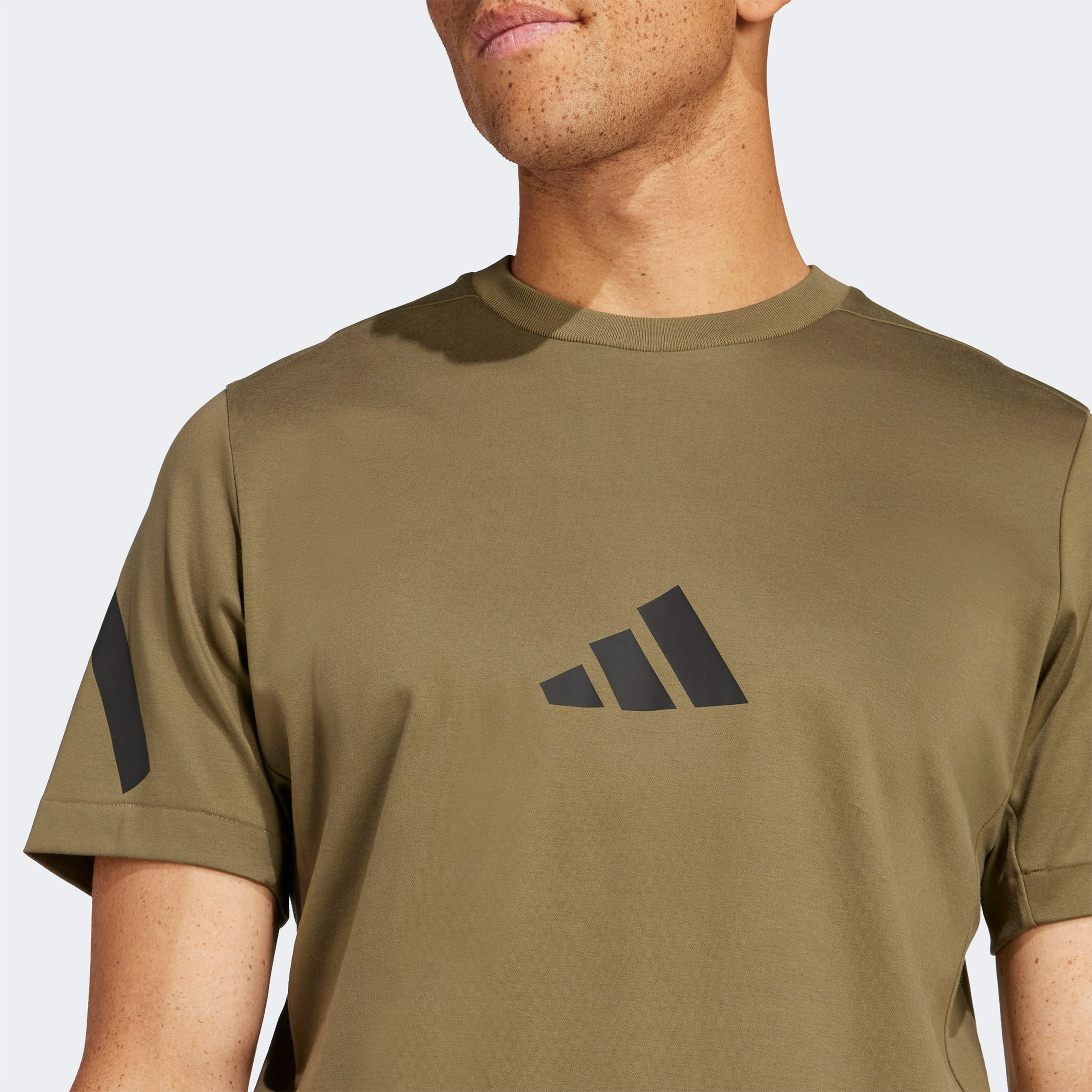 adidas ZNE Erkek Yeşil T-Shirt