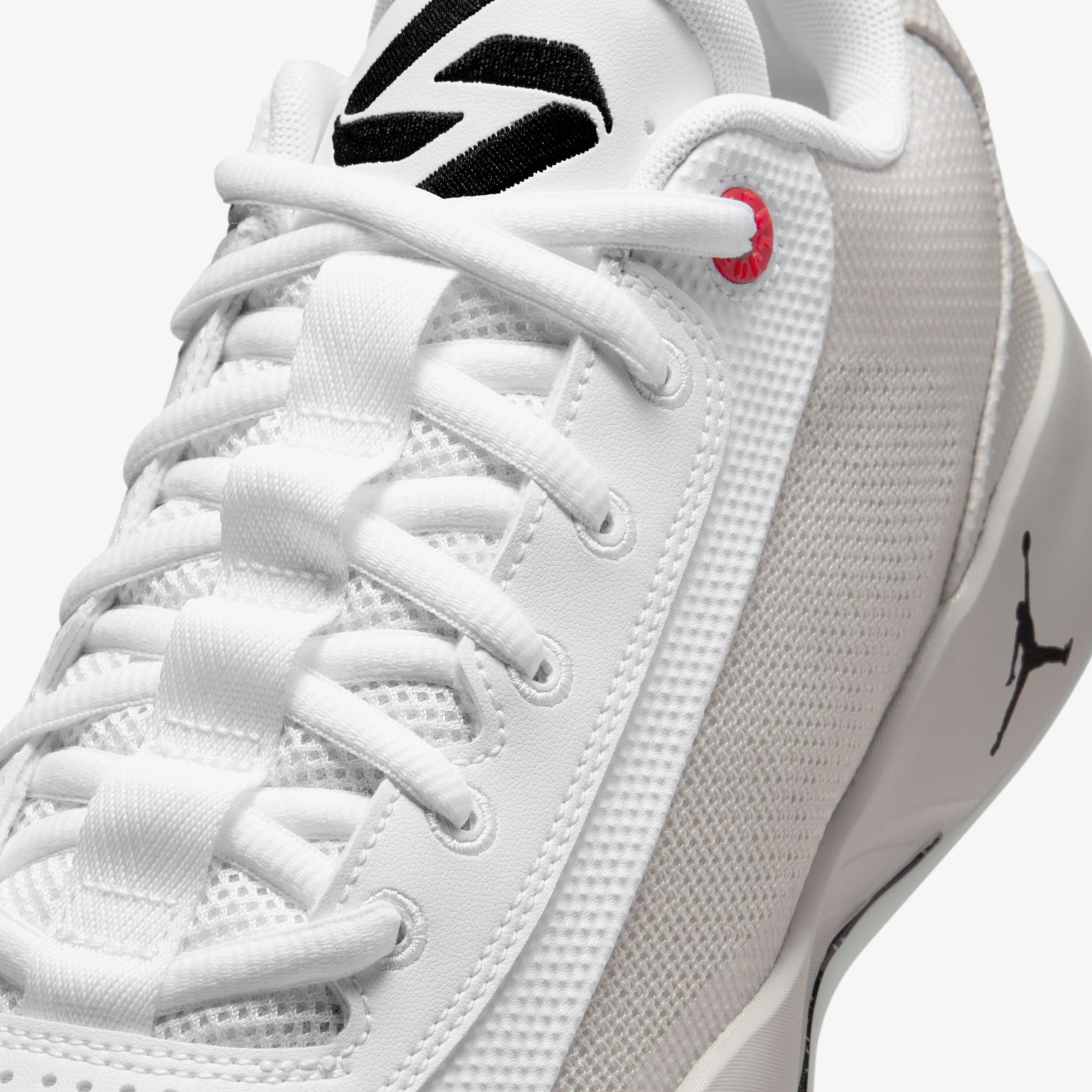 Jordan Luka 77 Erkek Beyaz Basketbol Ayakkabısı