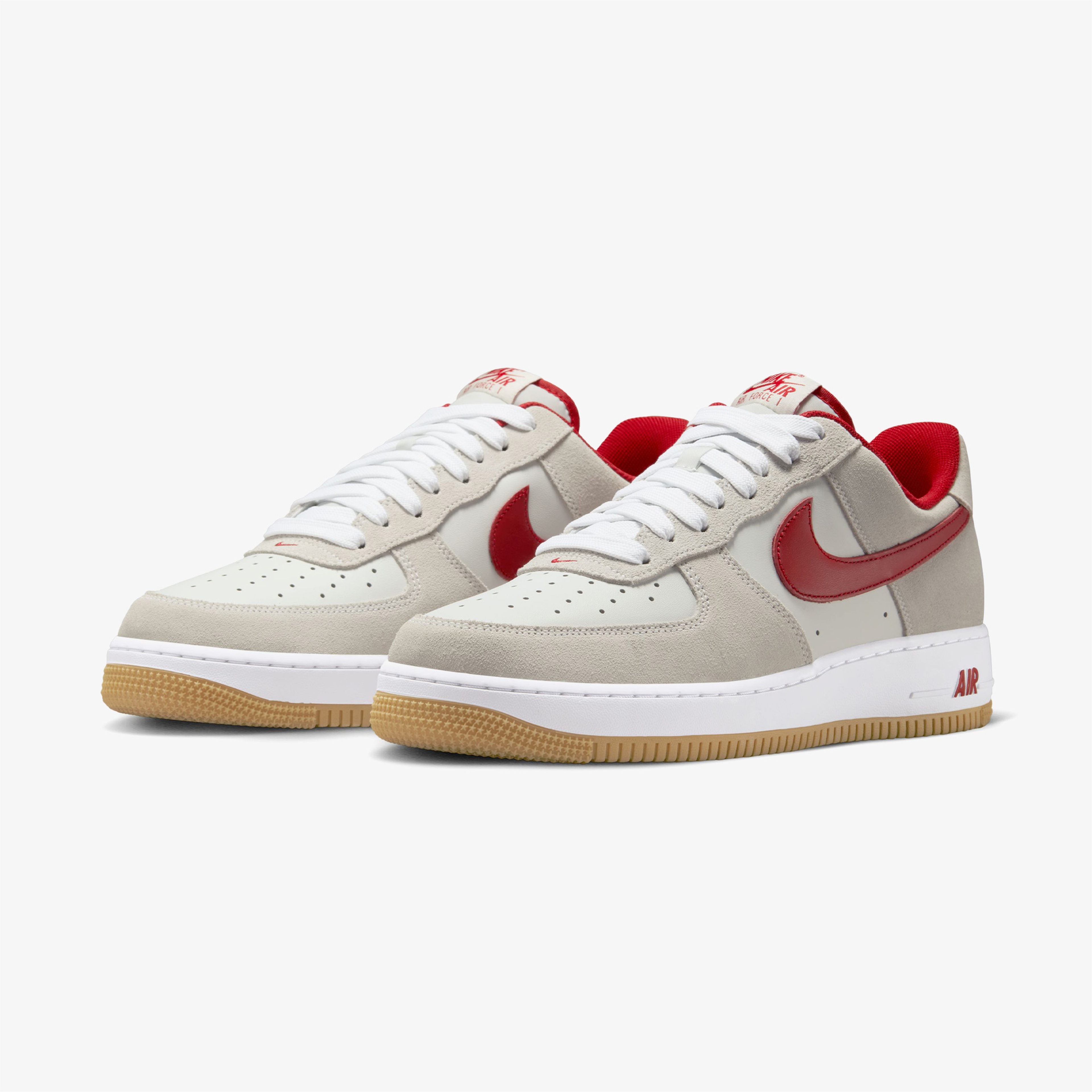 Nike Air Force 1 '07 LV8 Erkek Beyaz Spor Ayakkabı