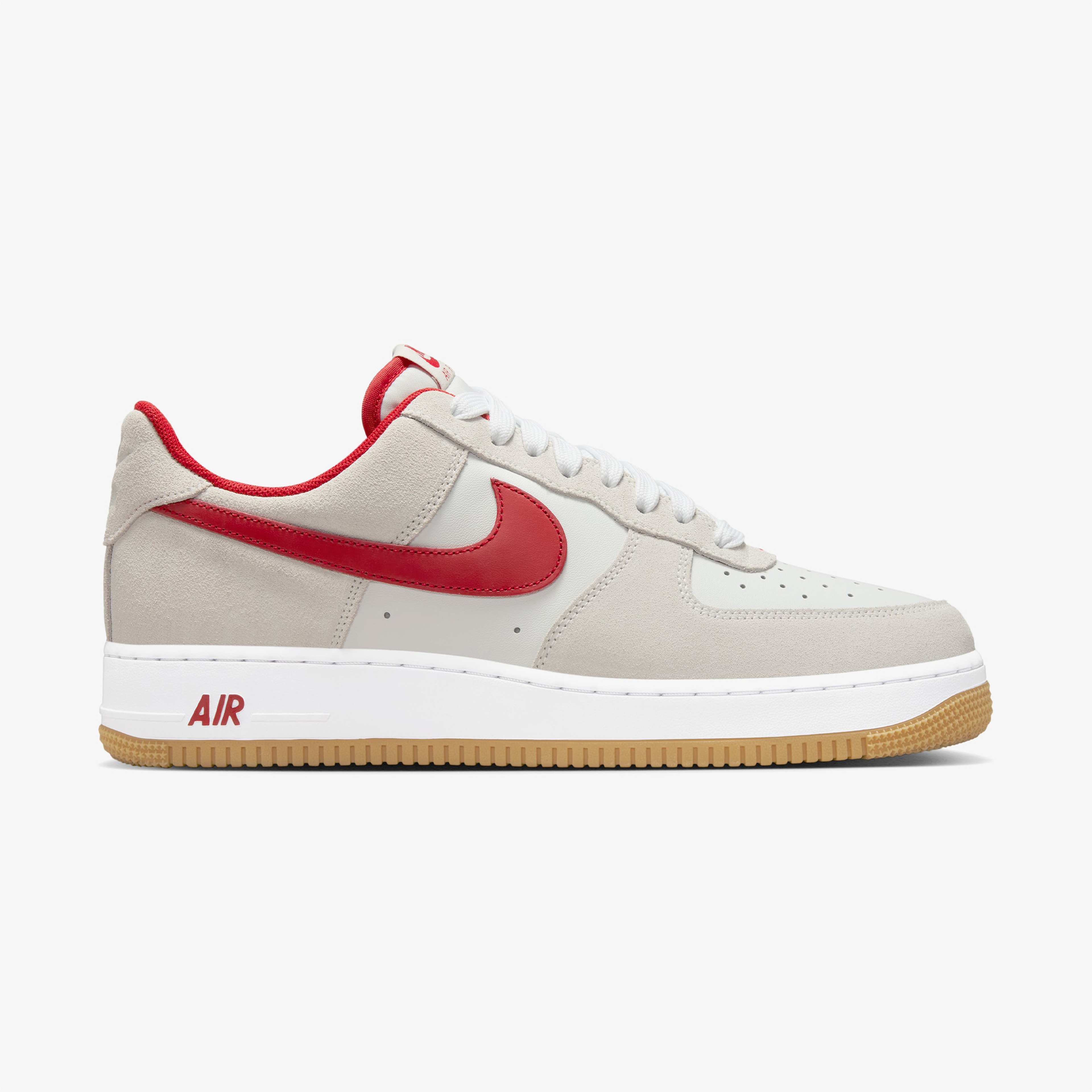 Nike Air Force 1 '07 LV8 Erkek Beyaz Spor Ayakkabı