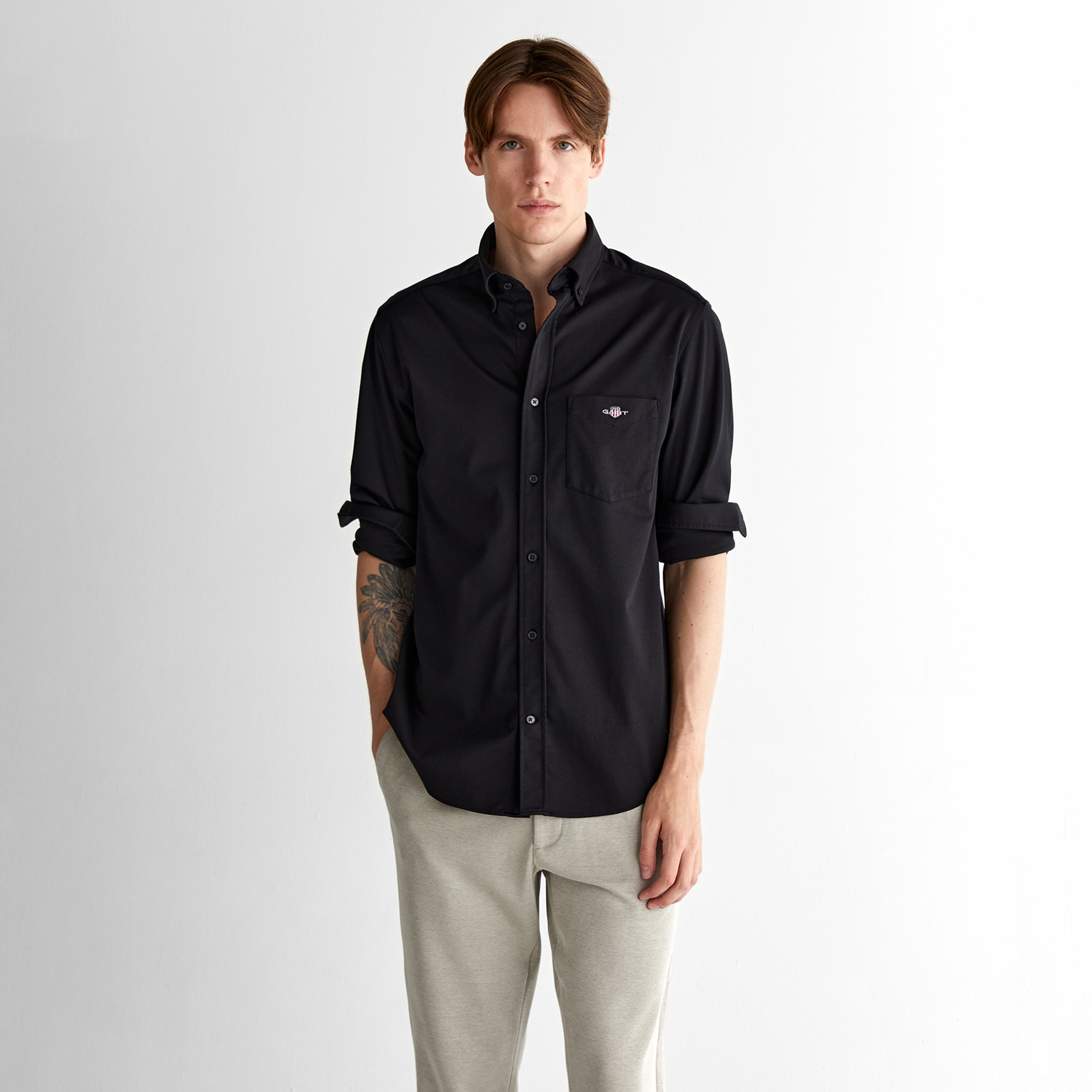 GANT Erkek Siyah Regular Fit Düğmeli Yaka Gömlek