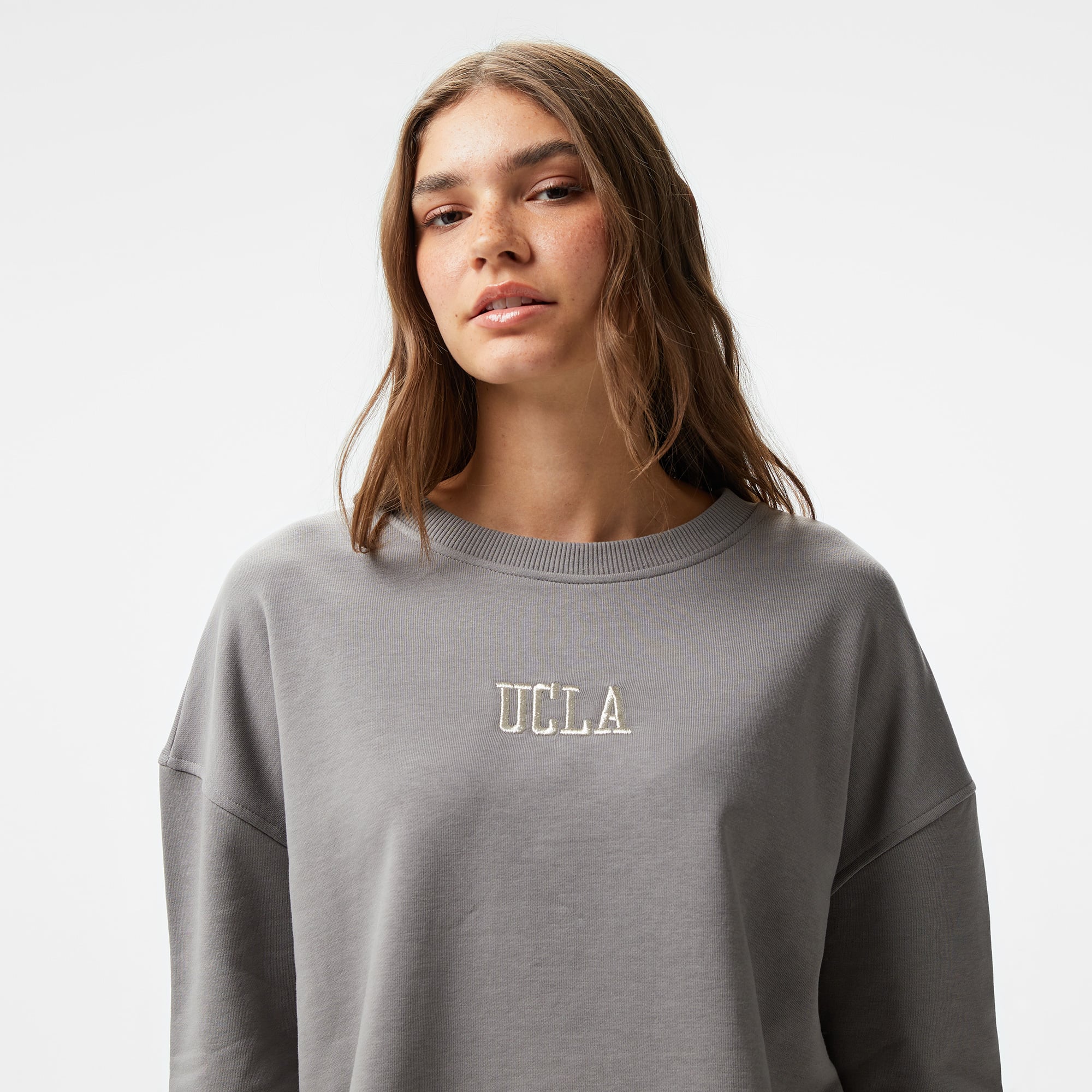 Ucla Olvera Nakışlı Kadın Gri Bisiklet Yaka Sweatshirt