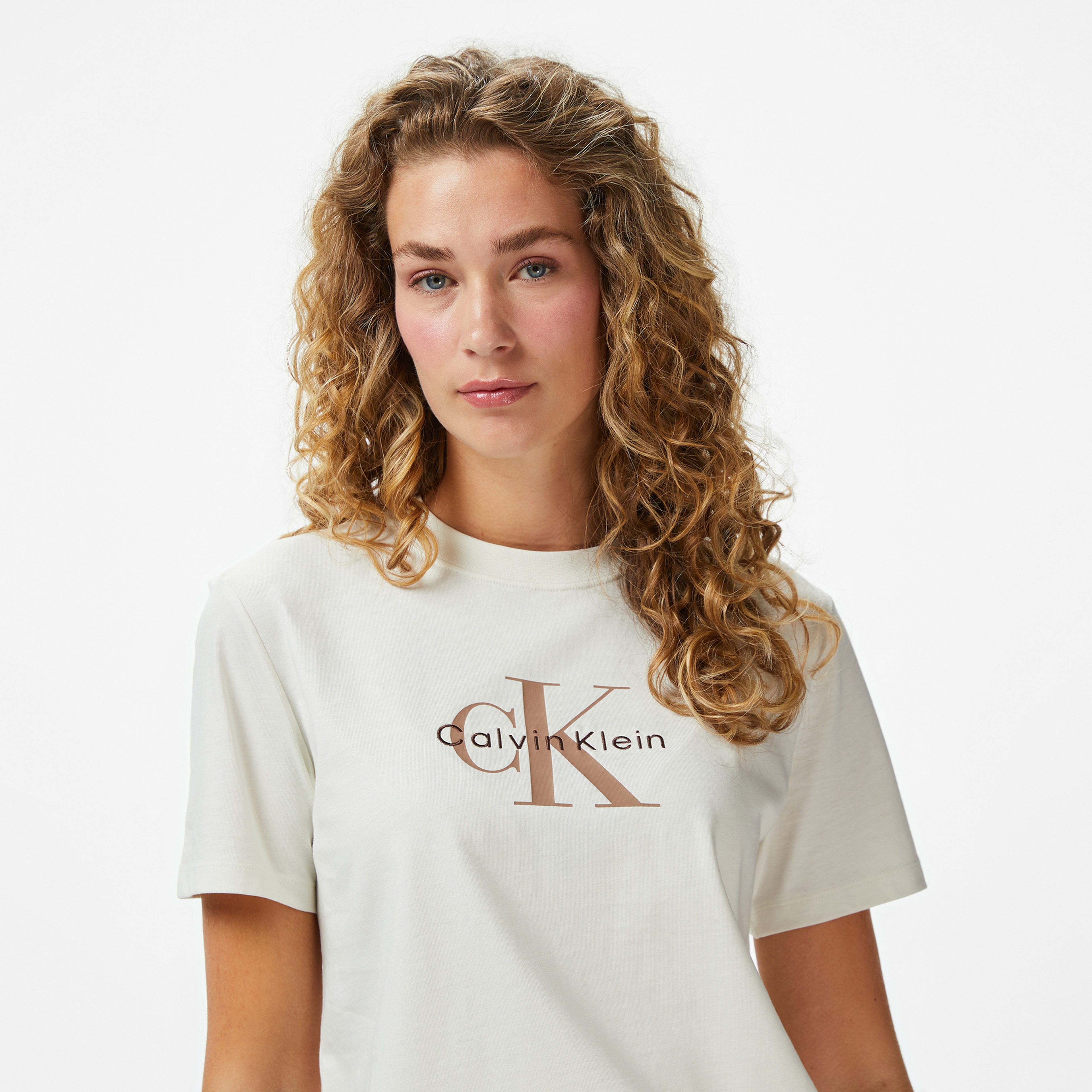 Calvin Klein Hr Ss Clssc Mnlg Cnc Kadın Renkli T-Shirt