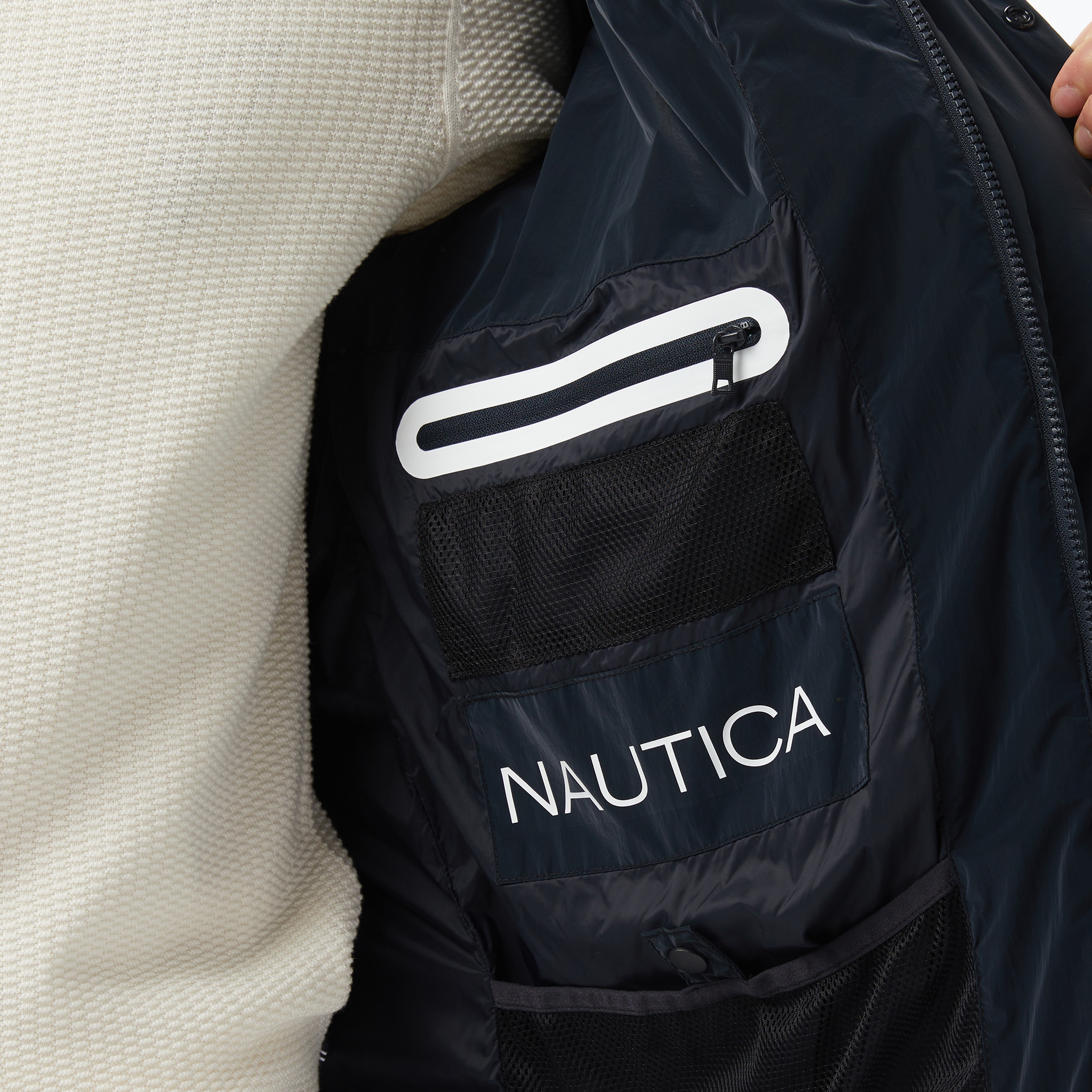 Nautica Erkek Siyah Regular Fit Mont