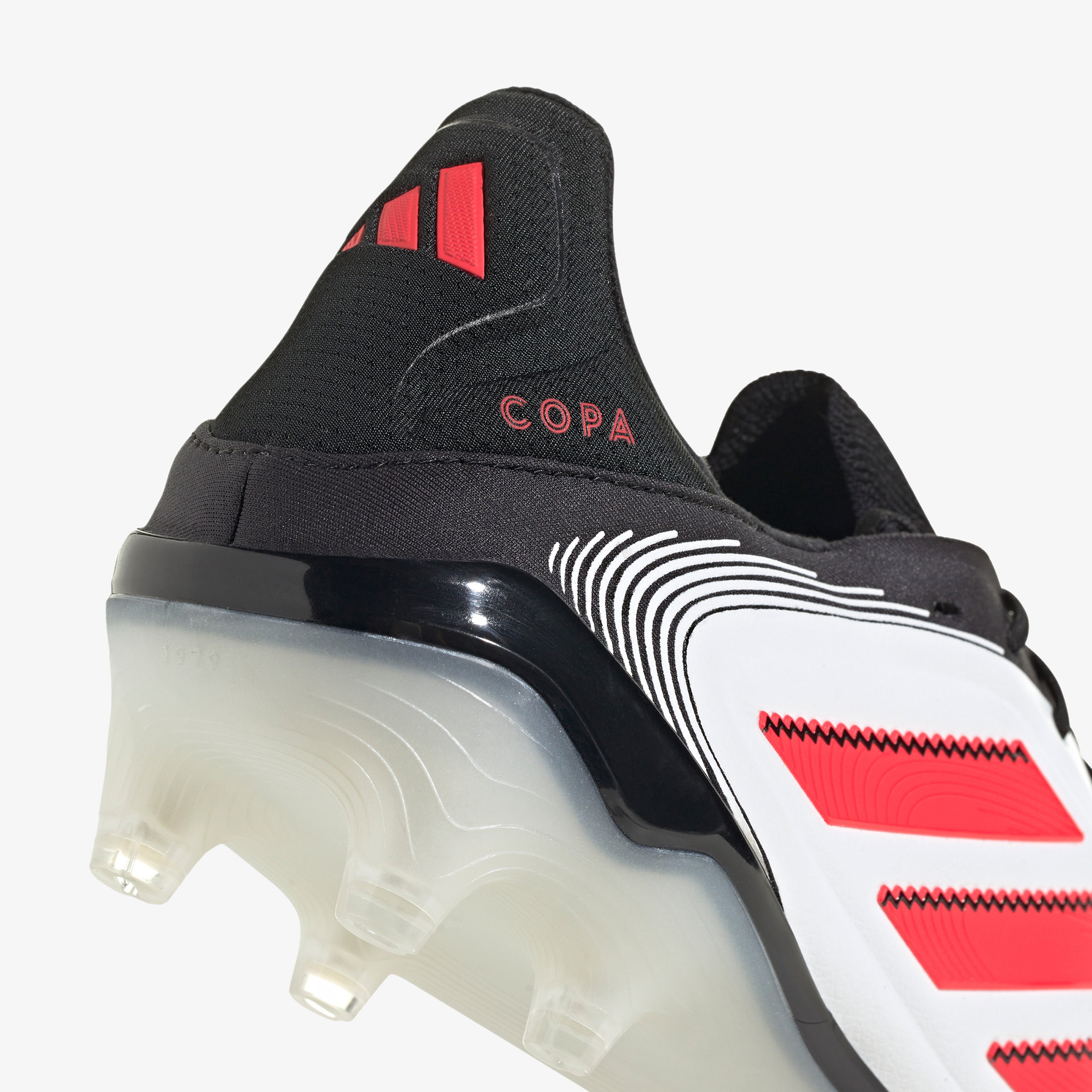 adidas Copa Pure 3 Elite Erkek Beyaz Çim Saha Kramponu