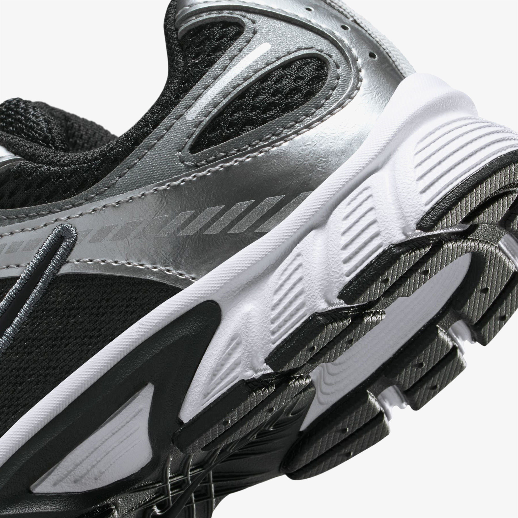 Nike V5 RNR Çocuk Siyah Spor Ayakkabı