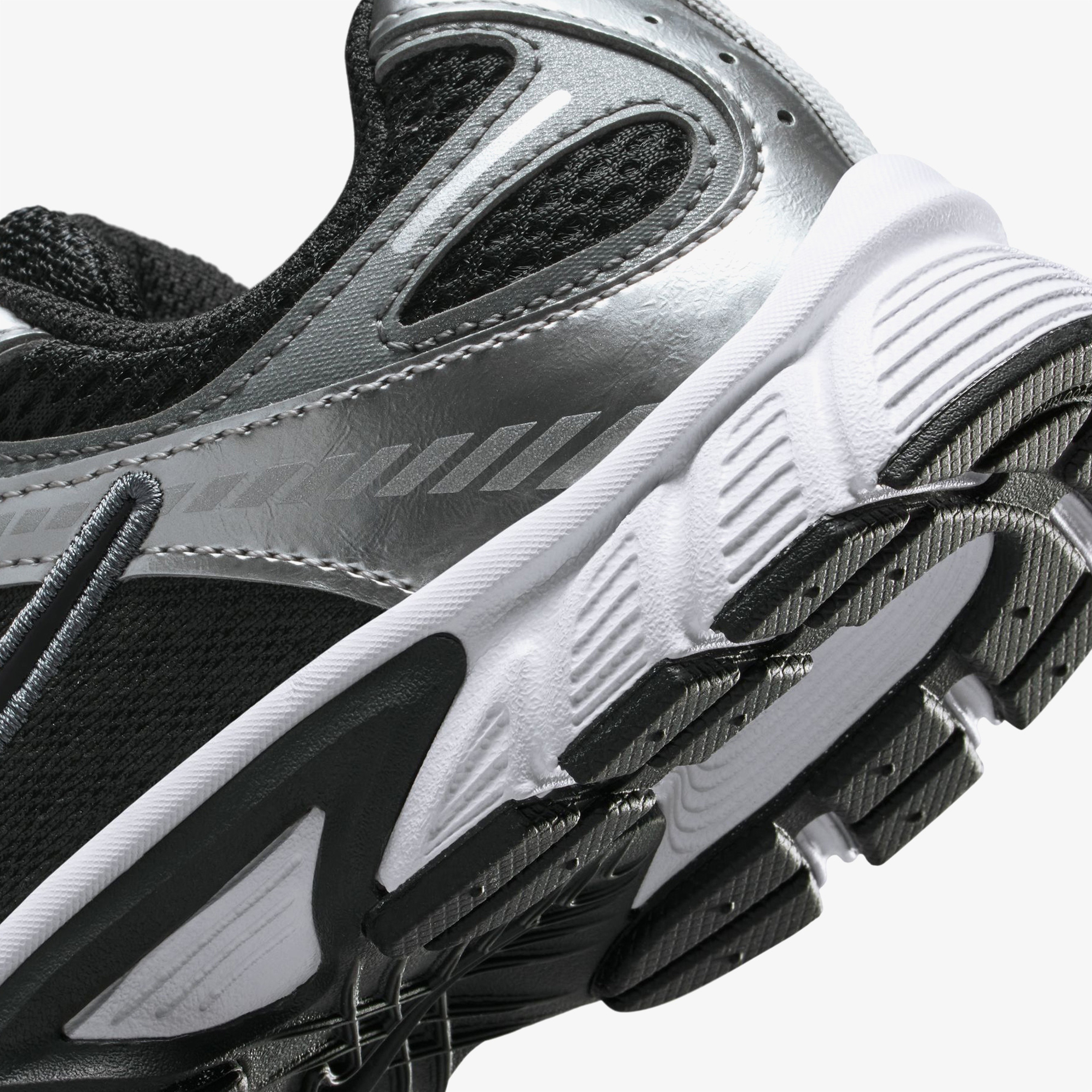 Nike V5 RNR Çocuk Siyah Spor Ayakkabı