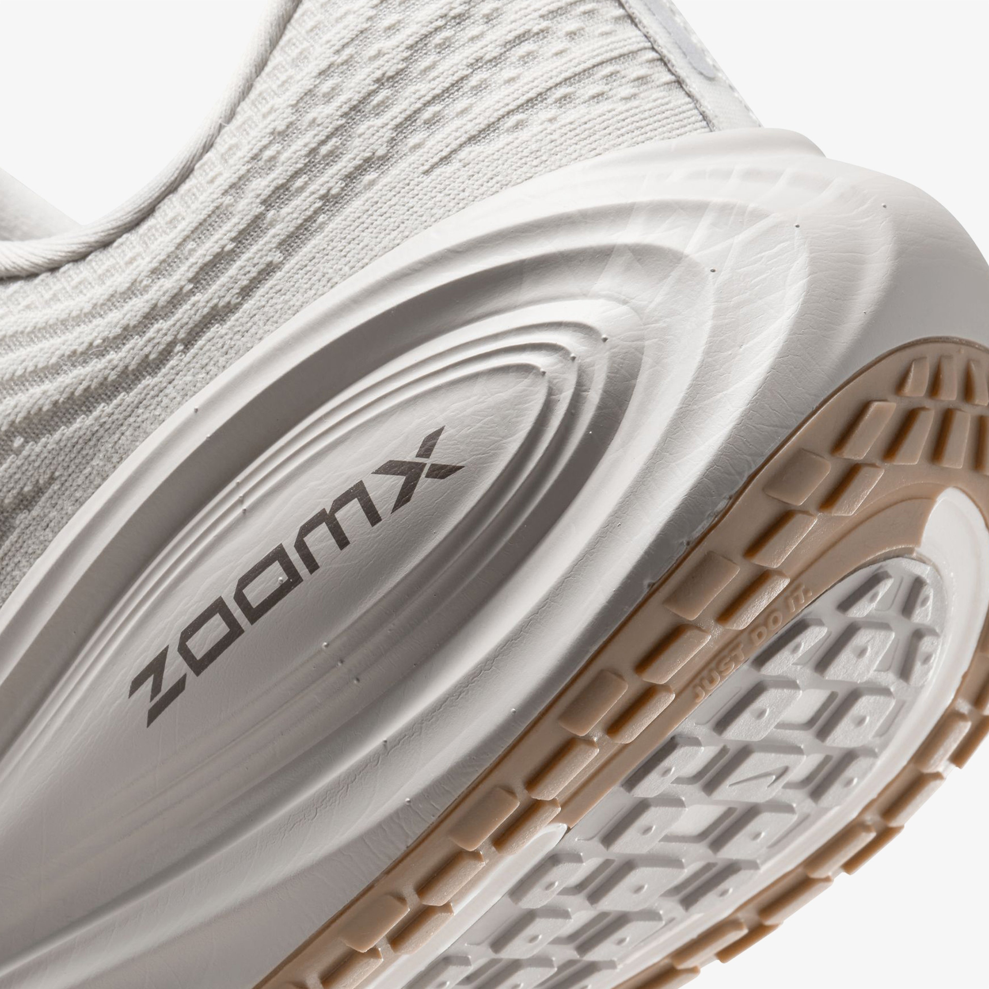 Nike Vomero Plus Erkek Gri Koşu Ayakkabısı