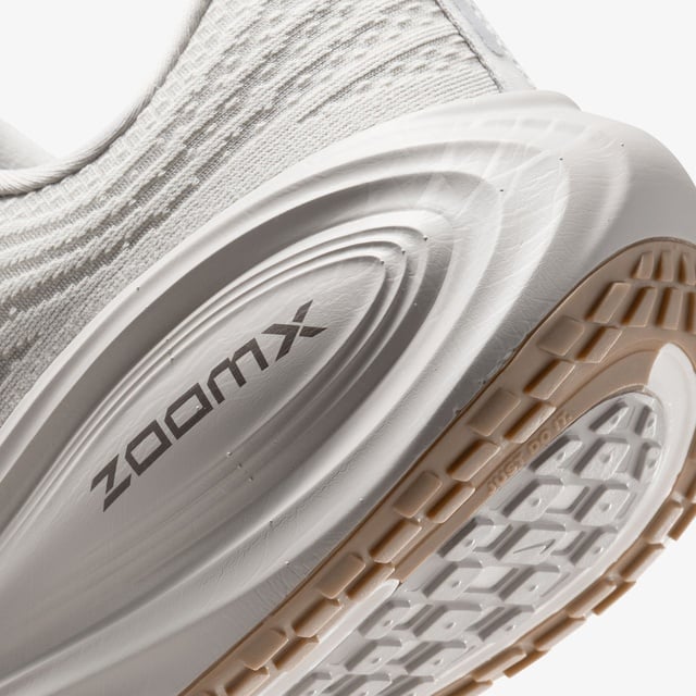 Nike Nike Vomero Plus Erkek Gri Koşu Ayakkabısı Occasion'da! Gri - 10. görsel