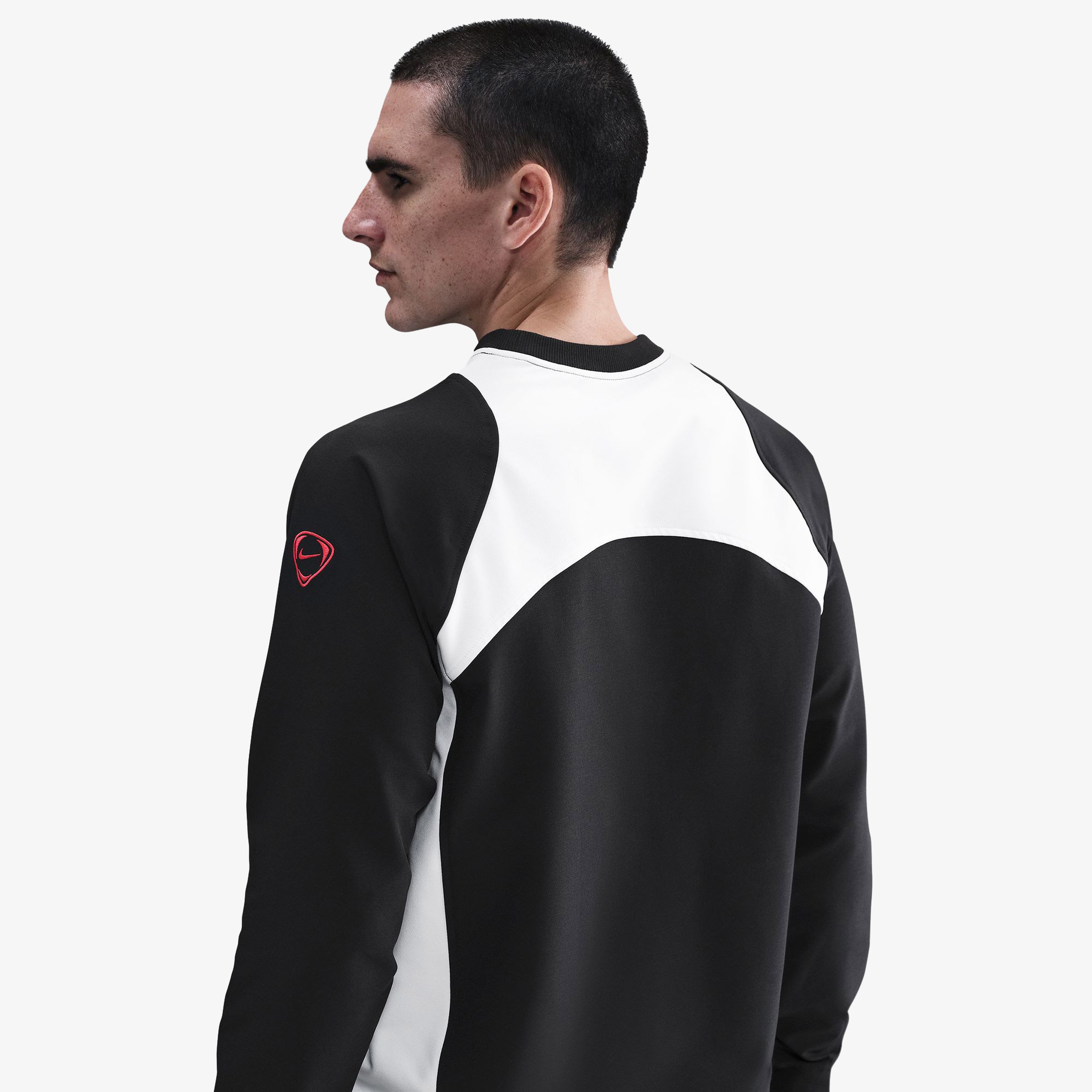 Nike T90 Crew Erkek Siyah Futbol Sweatshirt