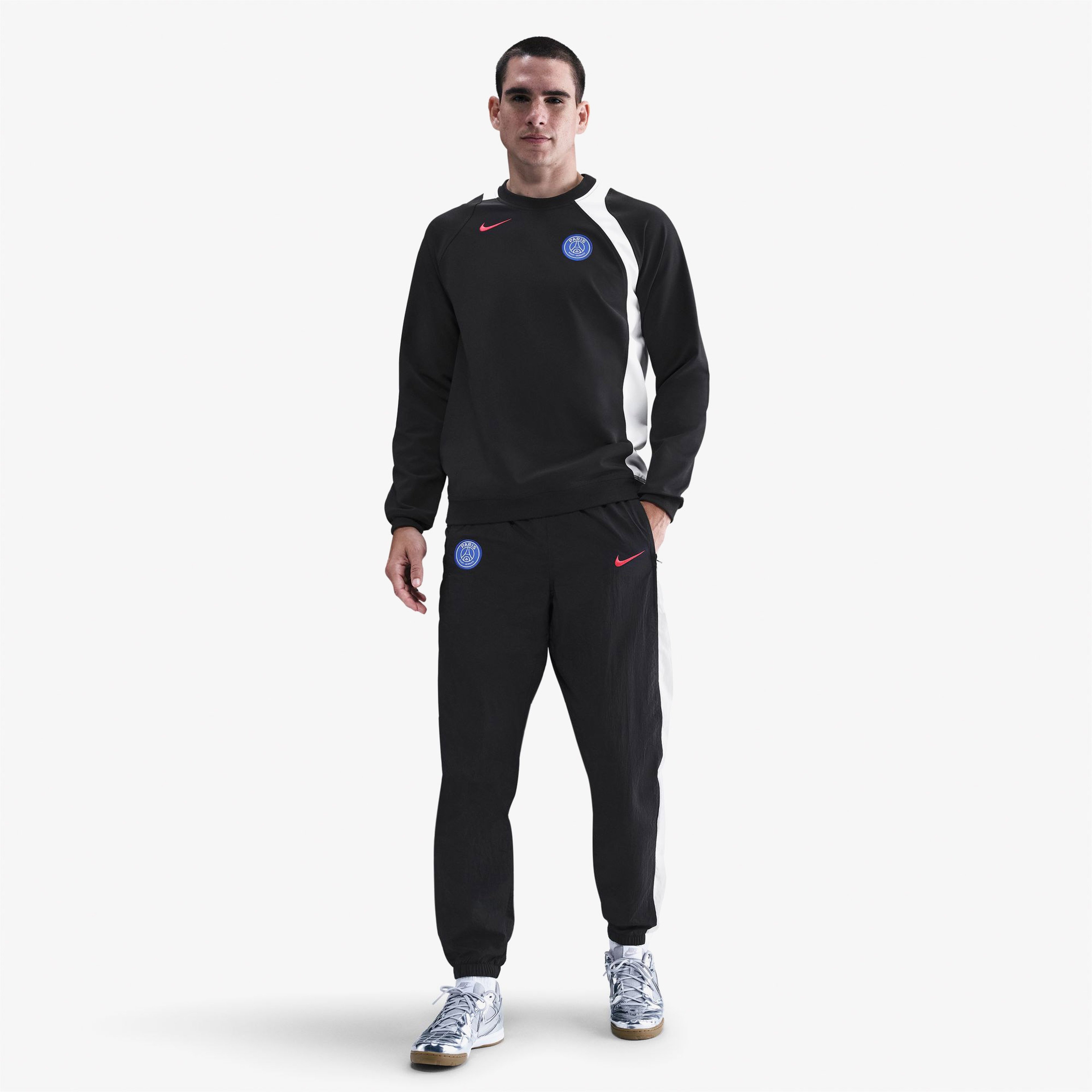 Nike T90 Crew Erkek Siyah Futbol Sweatshirt