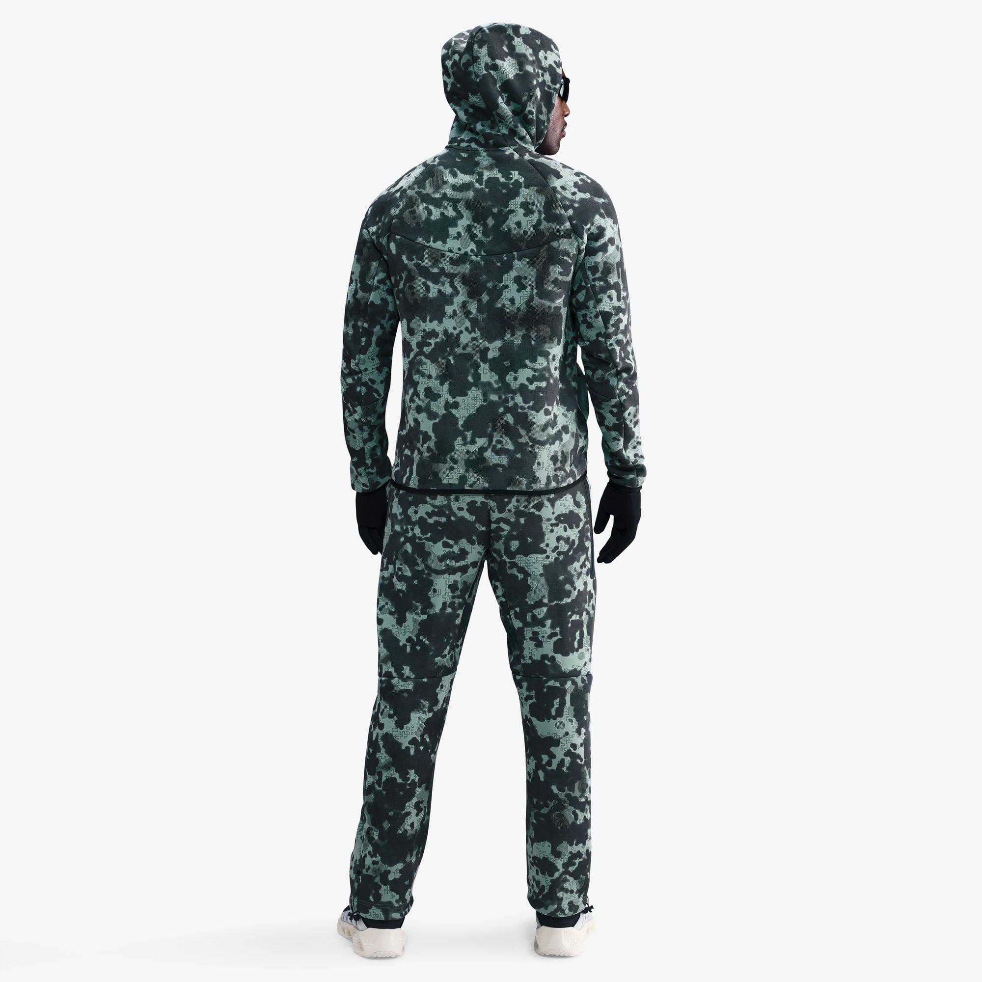 Nike Tech Fleece Kamuflaj Desenli Windrunner Erkek Yeşil Ceket