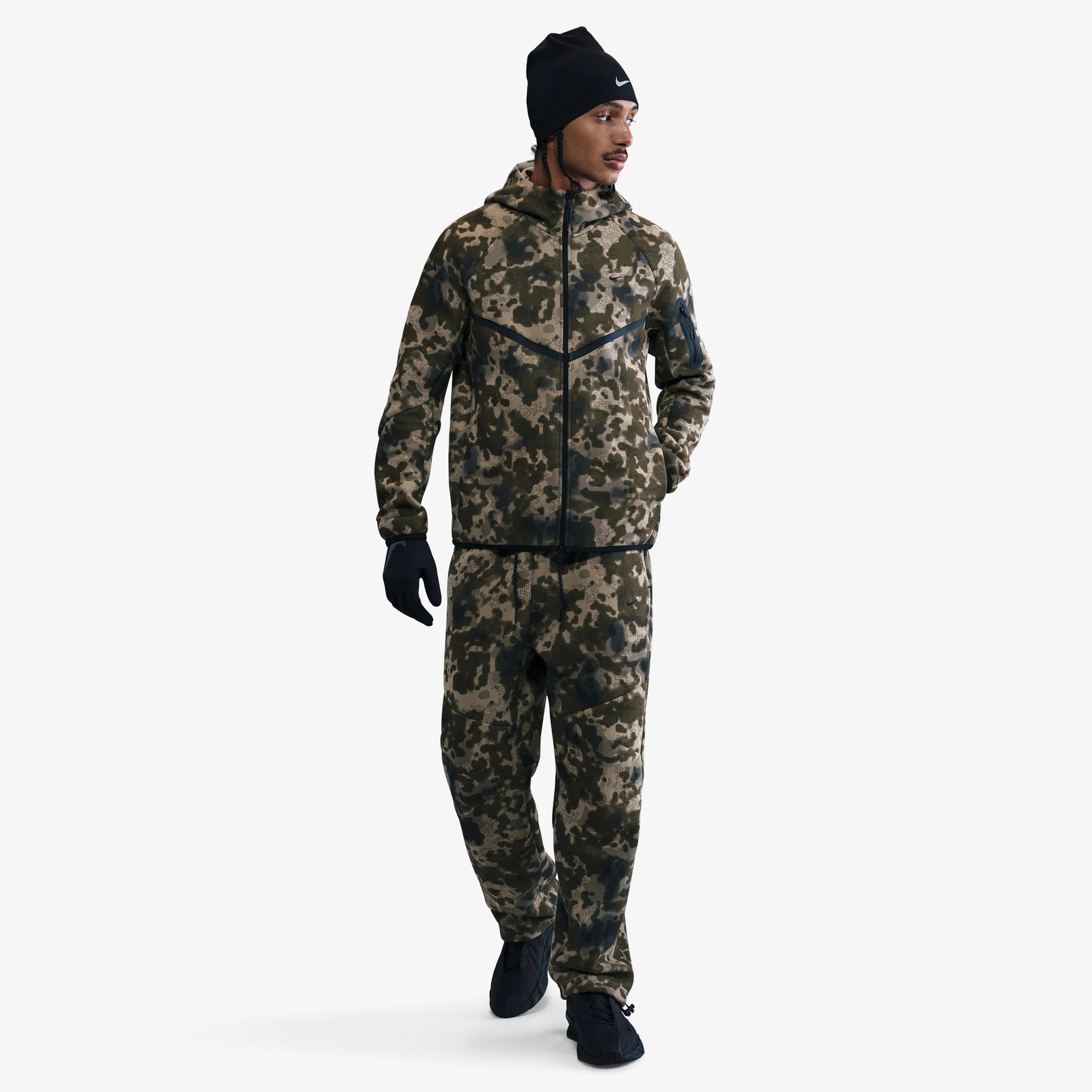 Nike Tech Fleece Kamuflaj Desenli Windrunner Erkek Kahverengi Ceket