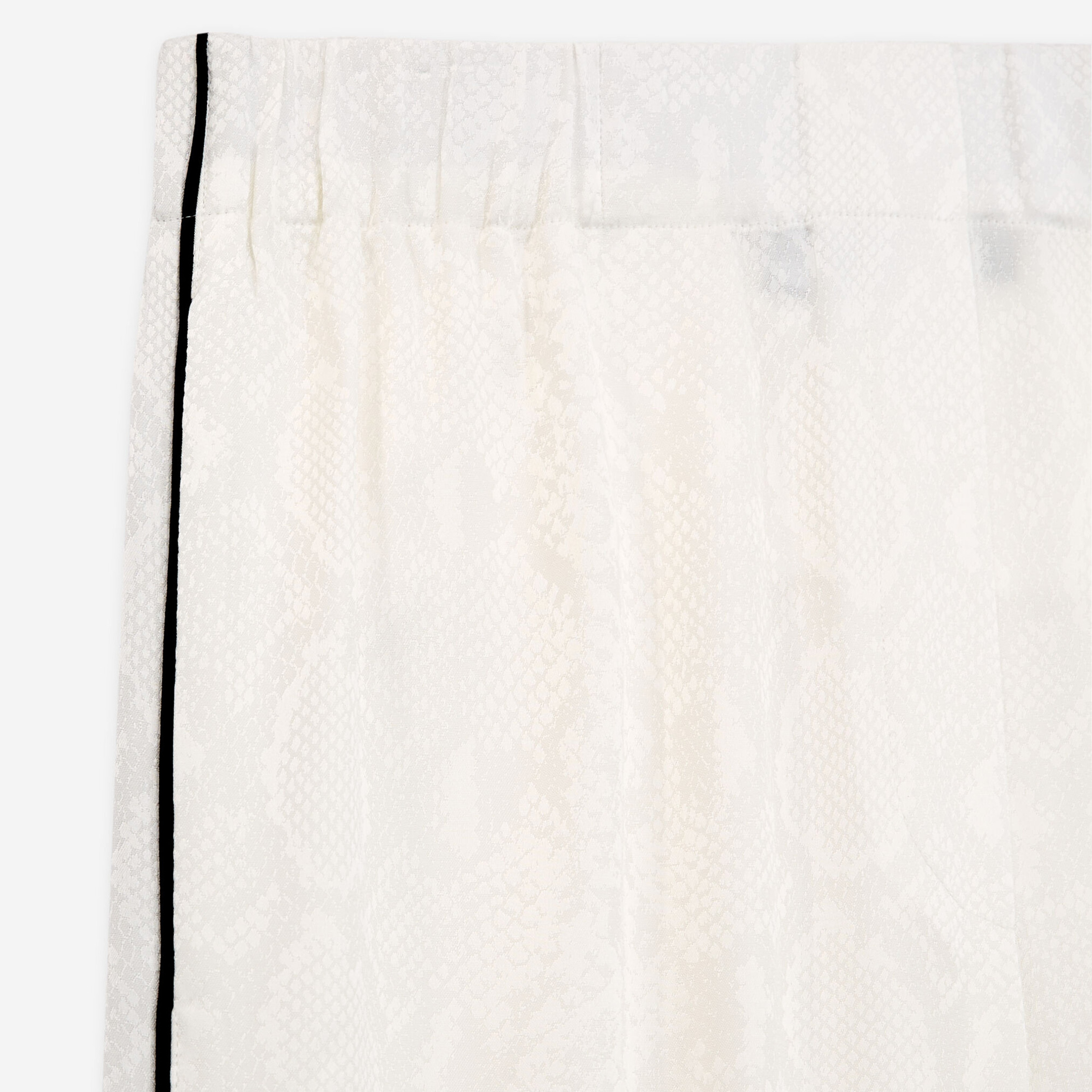 KADIN DESENLİ KREM SATEN PANTOLON