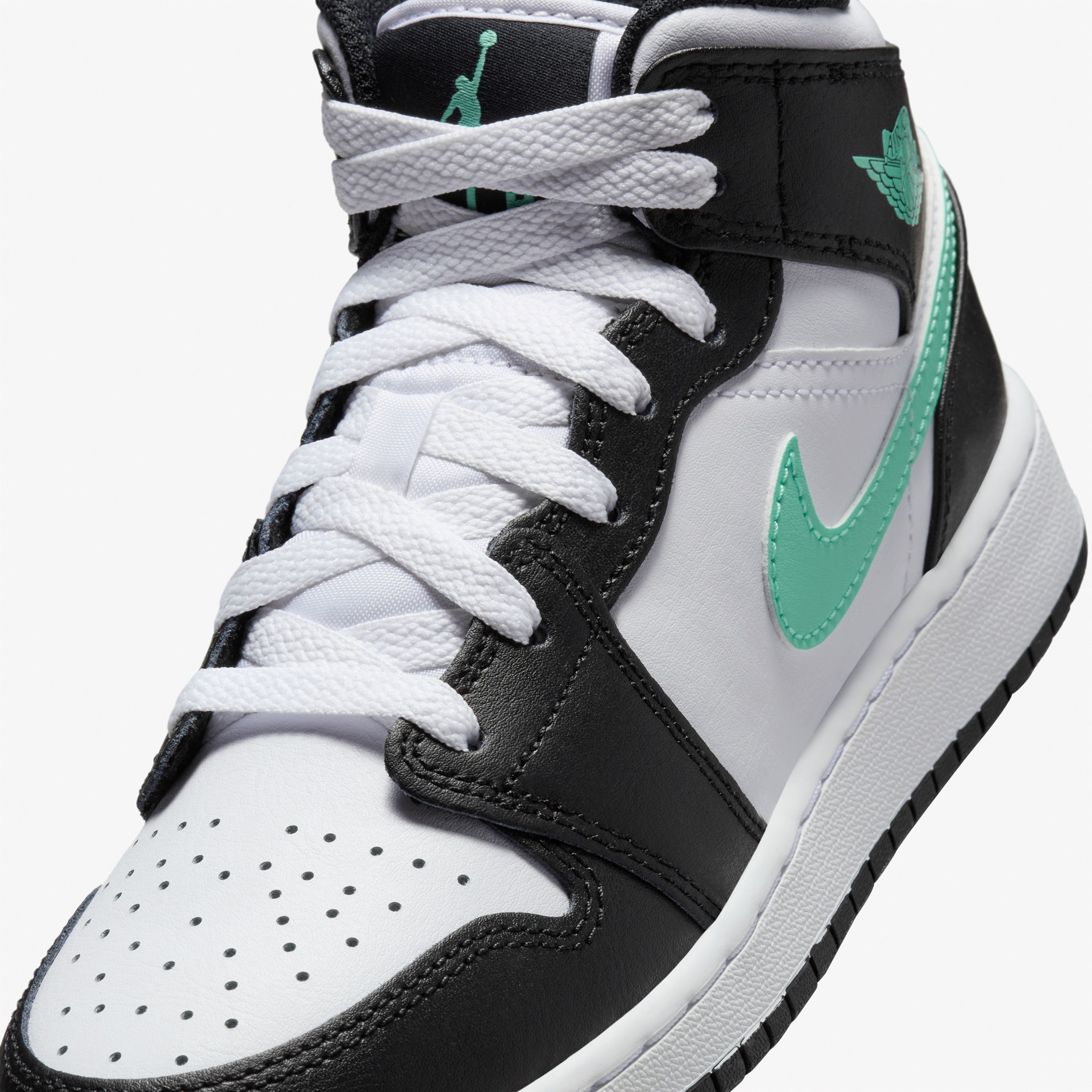 Jordan Air Jordan 1 Mid Kadın Beyaz Sneaker