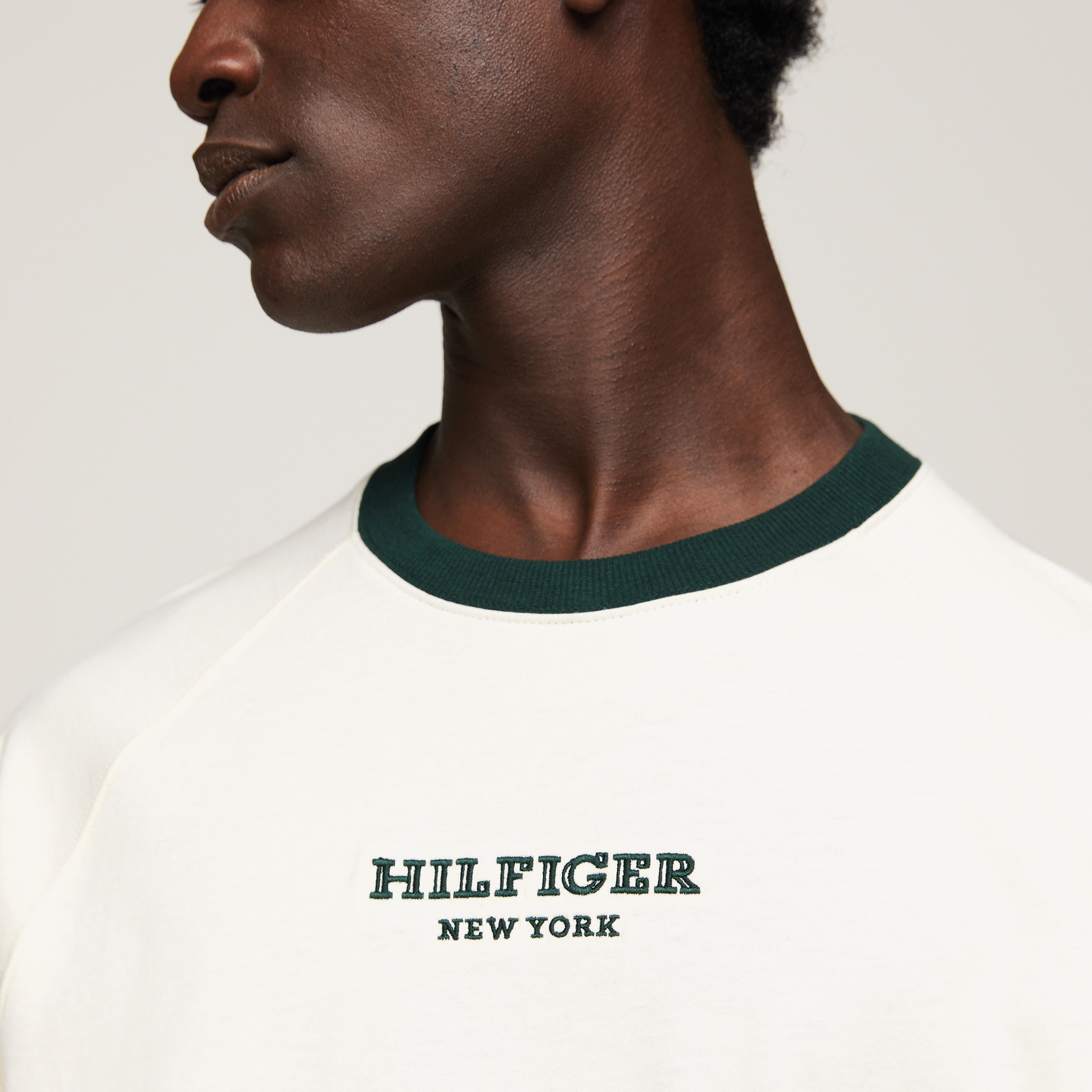 Tommy Hilfiger Monotype Ringer Erkek Bej T-Shirt