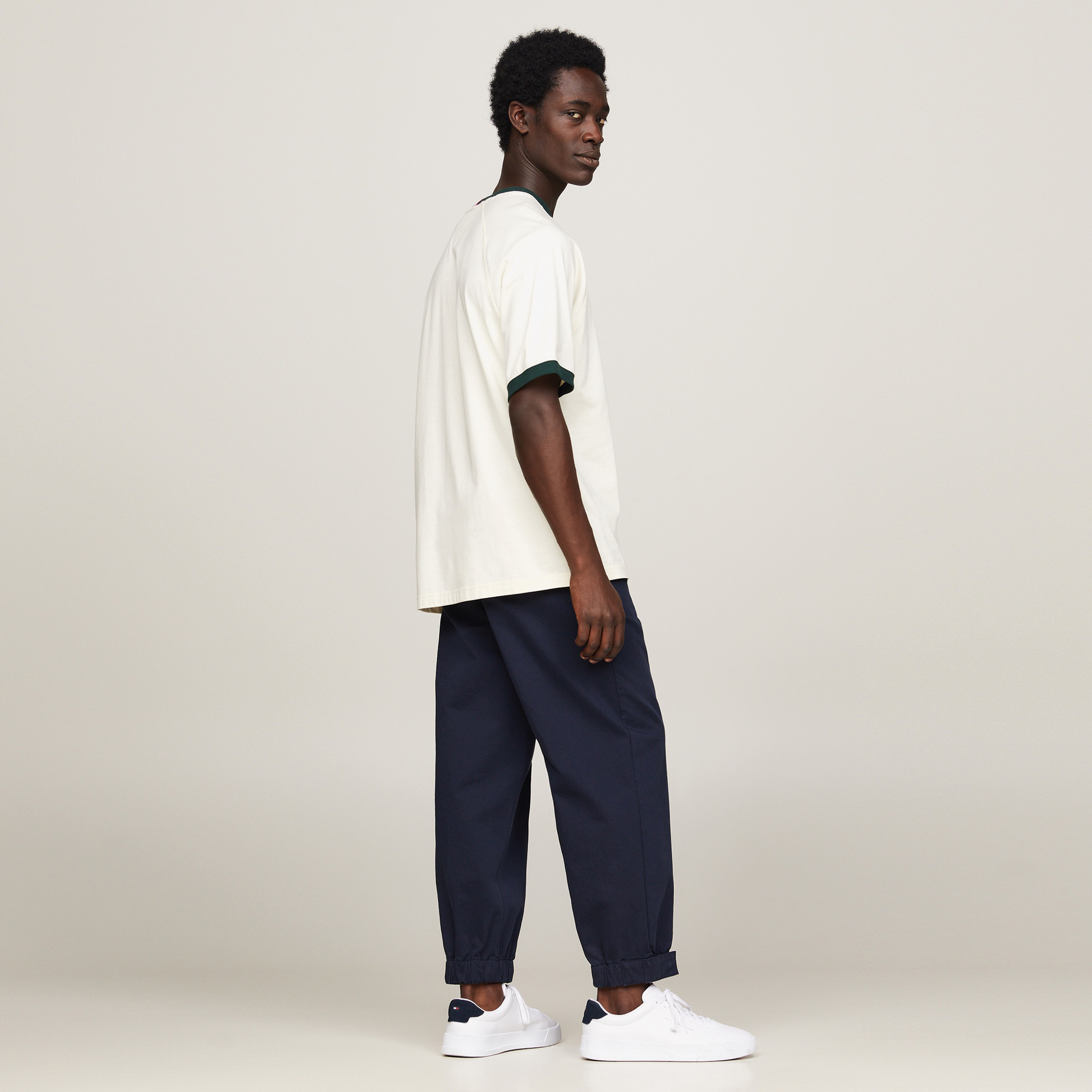 Tommy Hilfiger Monotype Ringer Erkek Bej T-Shirt