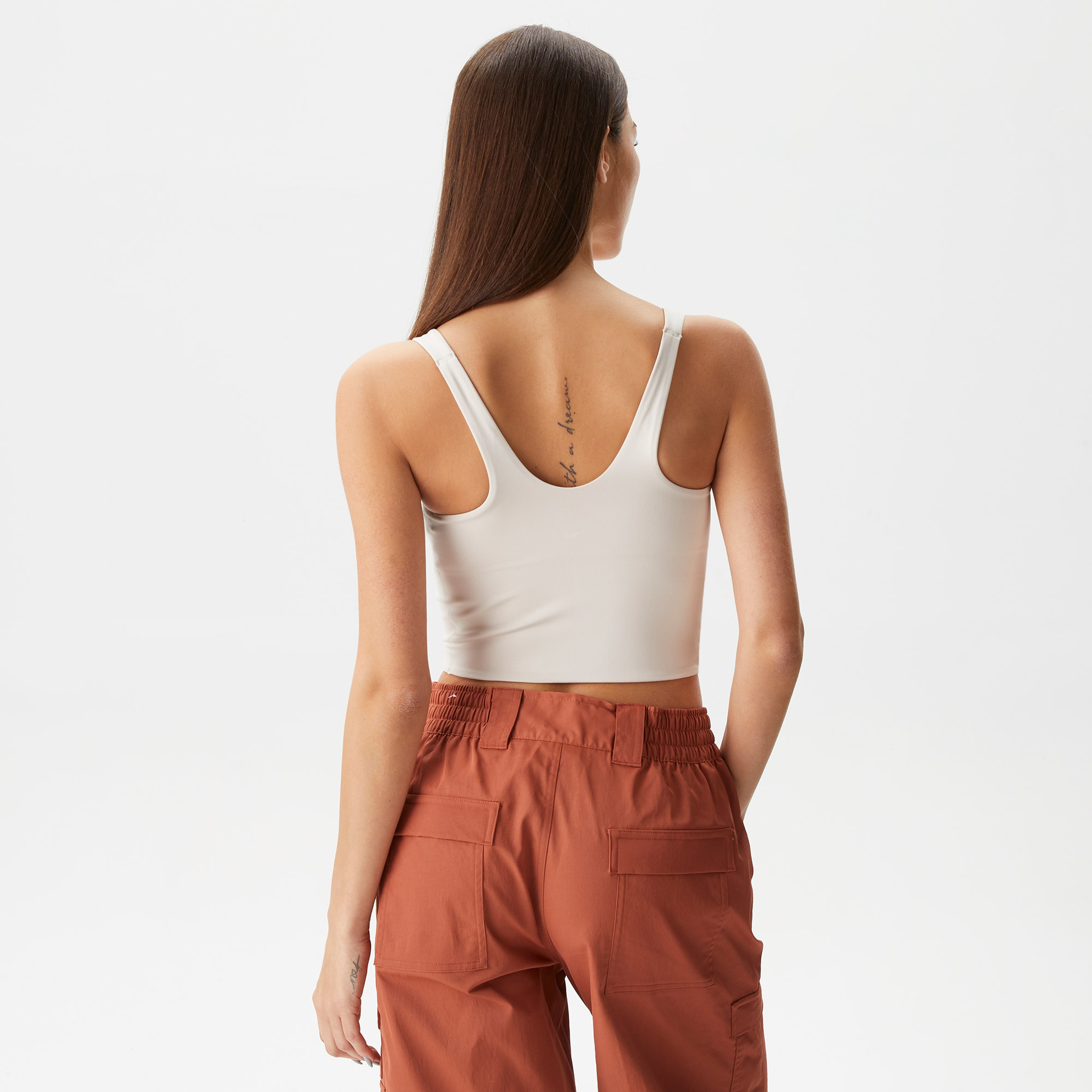 Nike Dri-Fit Alate Kadın Krem Bra