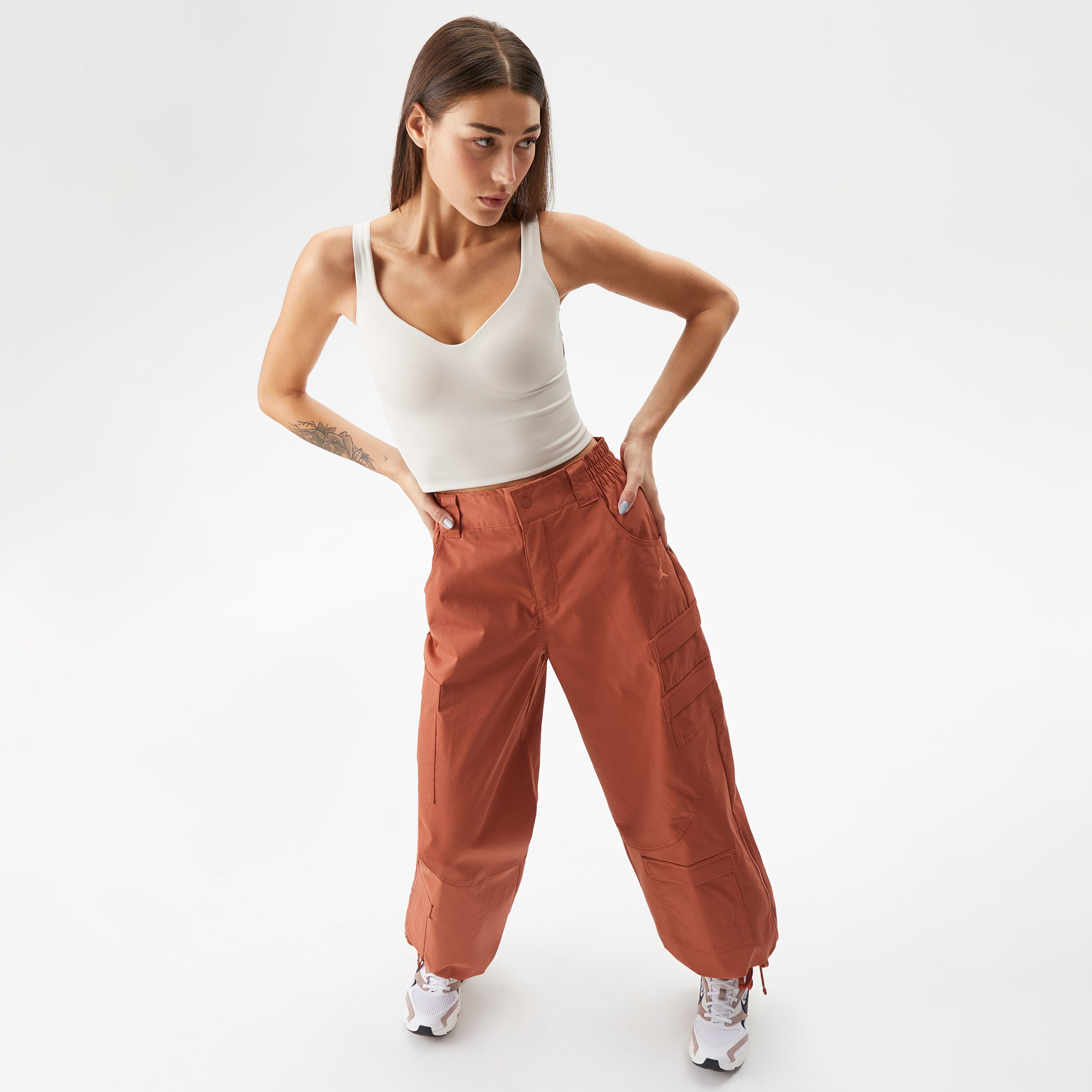 Nike Dri-Fit Alate Kadın Krem Bra